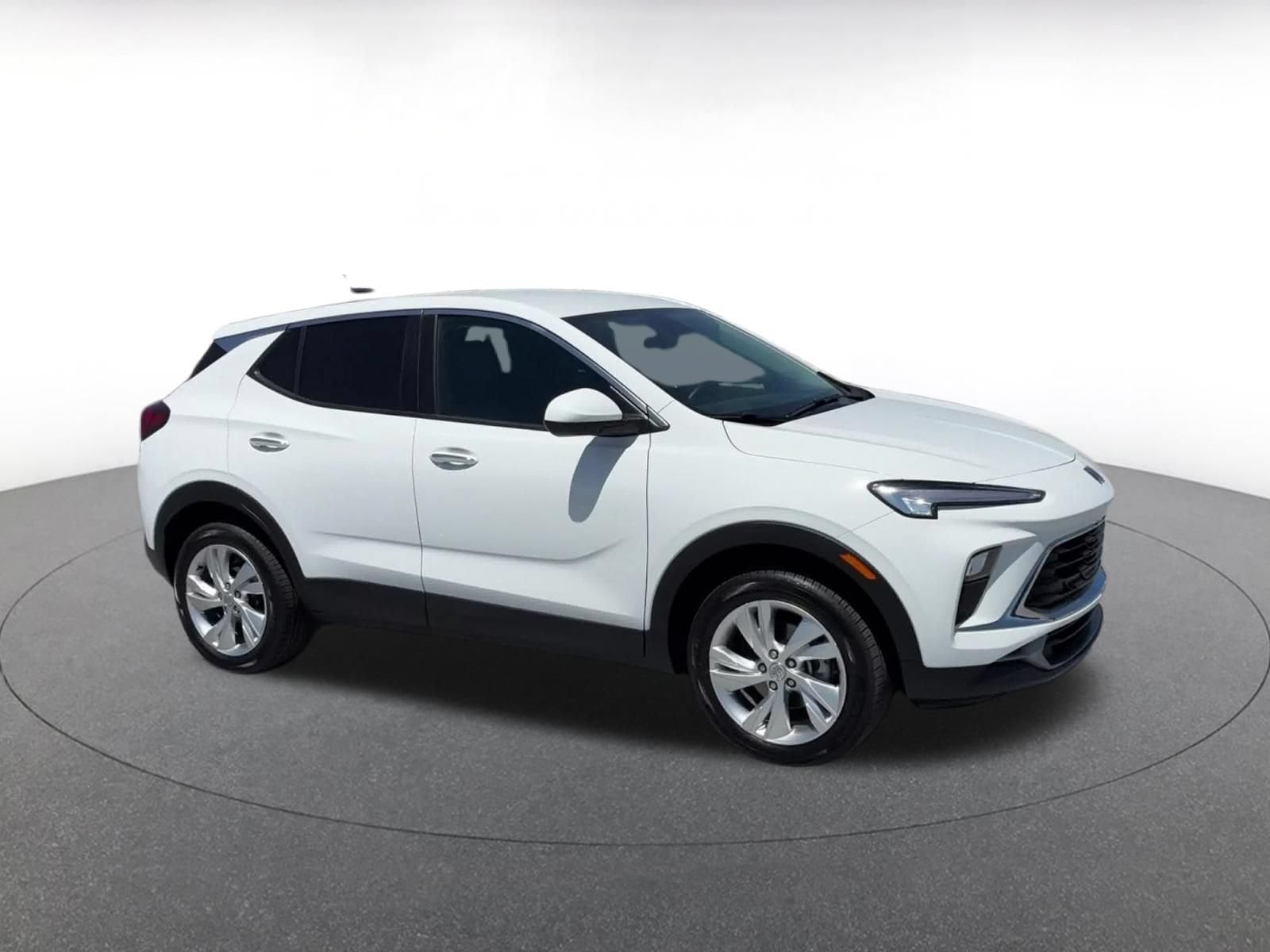 Thumbnail: 2025 Buick Encore GX - 2