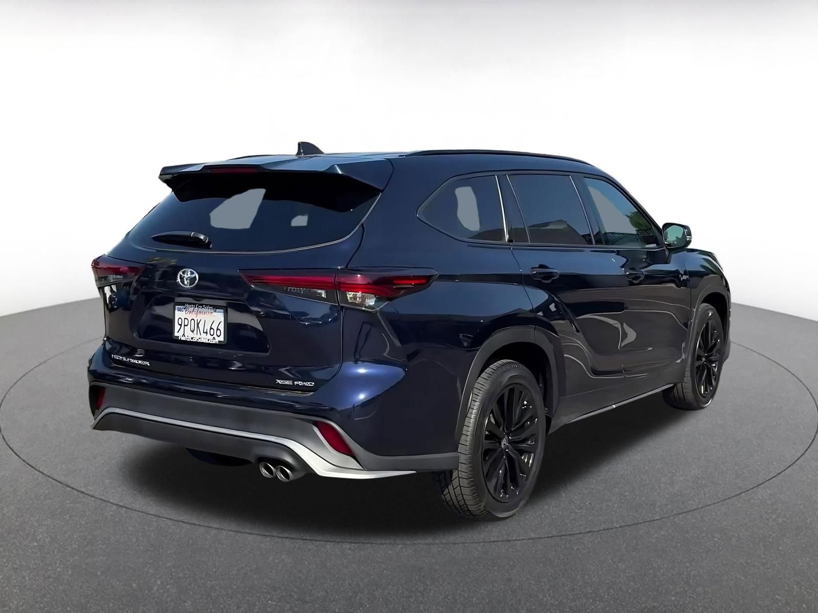 Thumbnail: 2025 Toyota Highlander - 14
