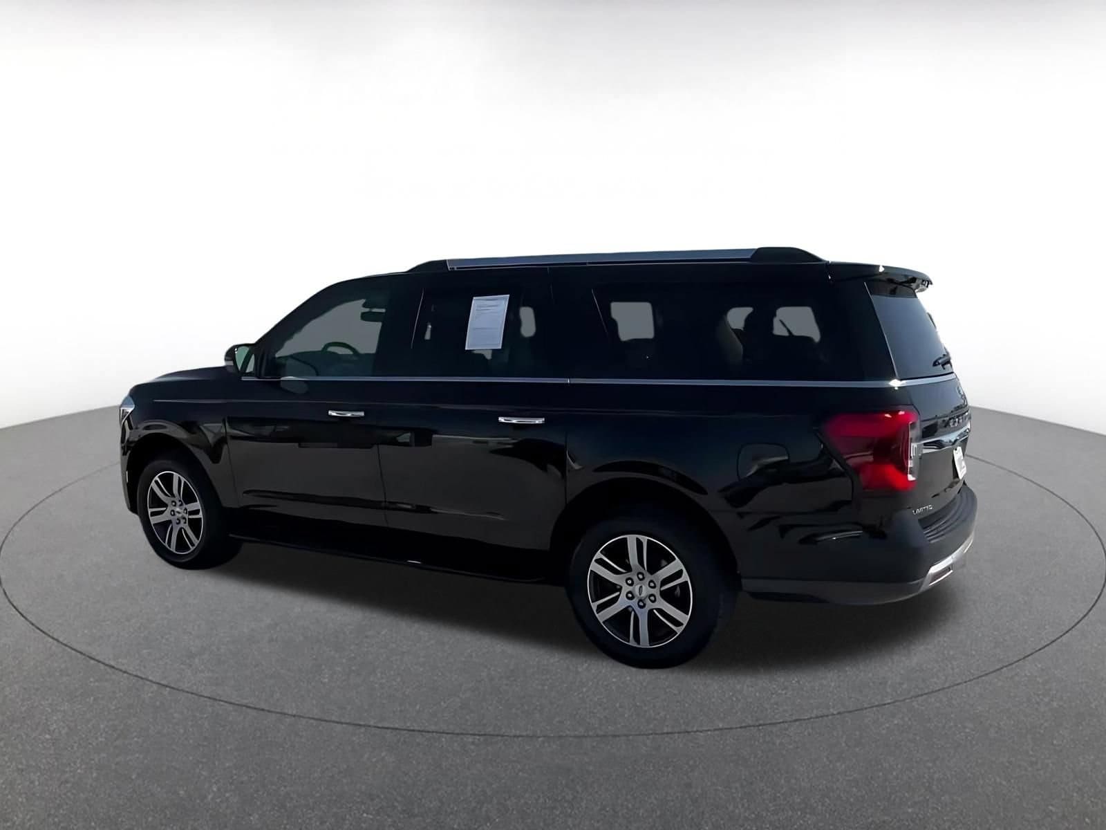 Thumbnail: 2024 Ford Expedition MAX - 10