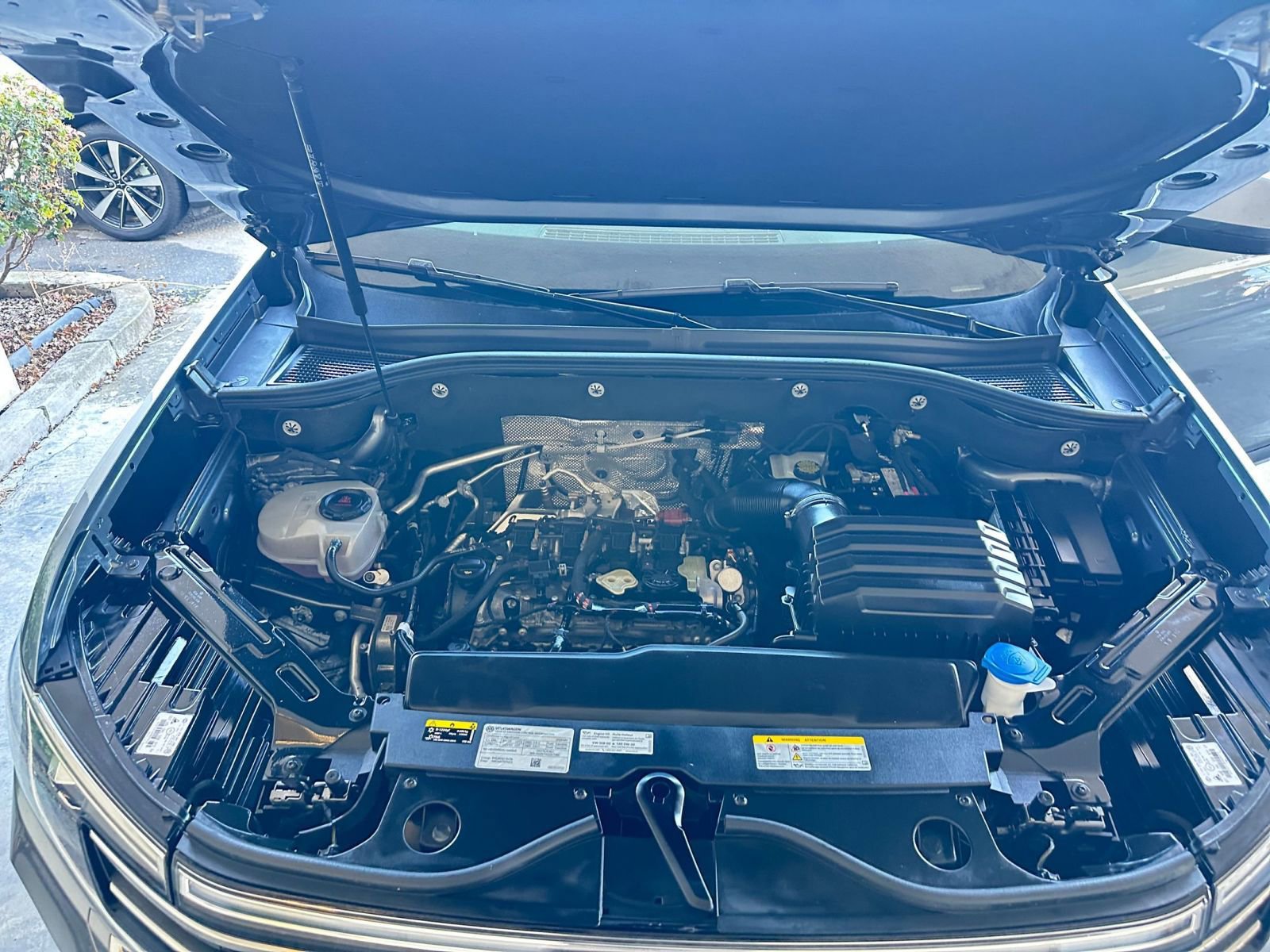 Thumbnail: 2024 Volkswagen Atlas - 32