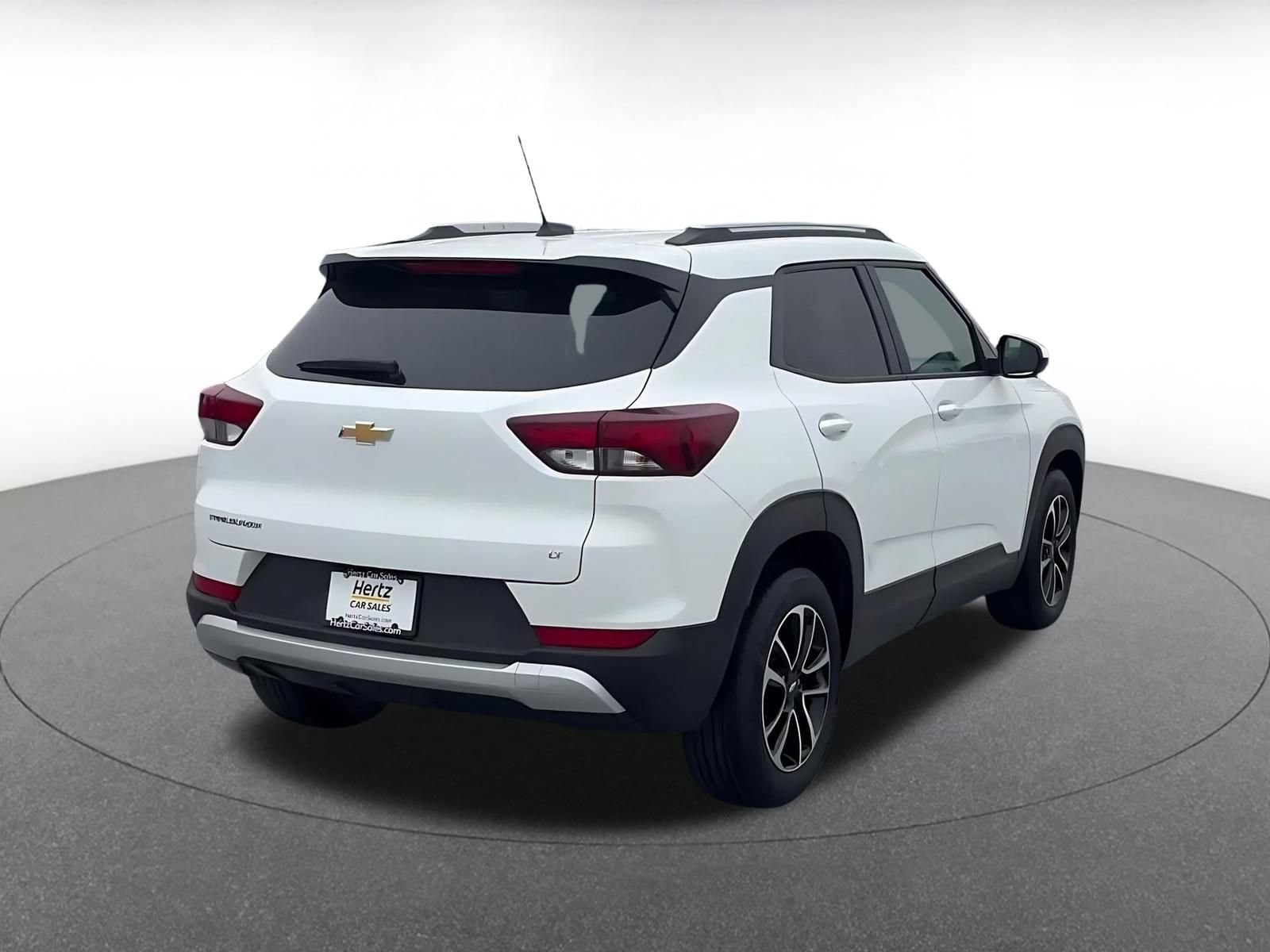 Thumbnail: 2025 Chevrolet TrailBlazer - 14