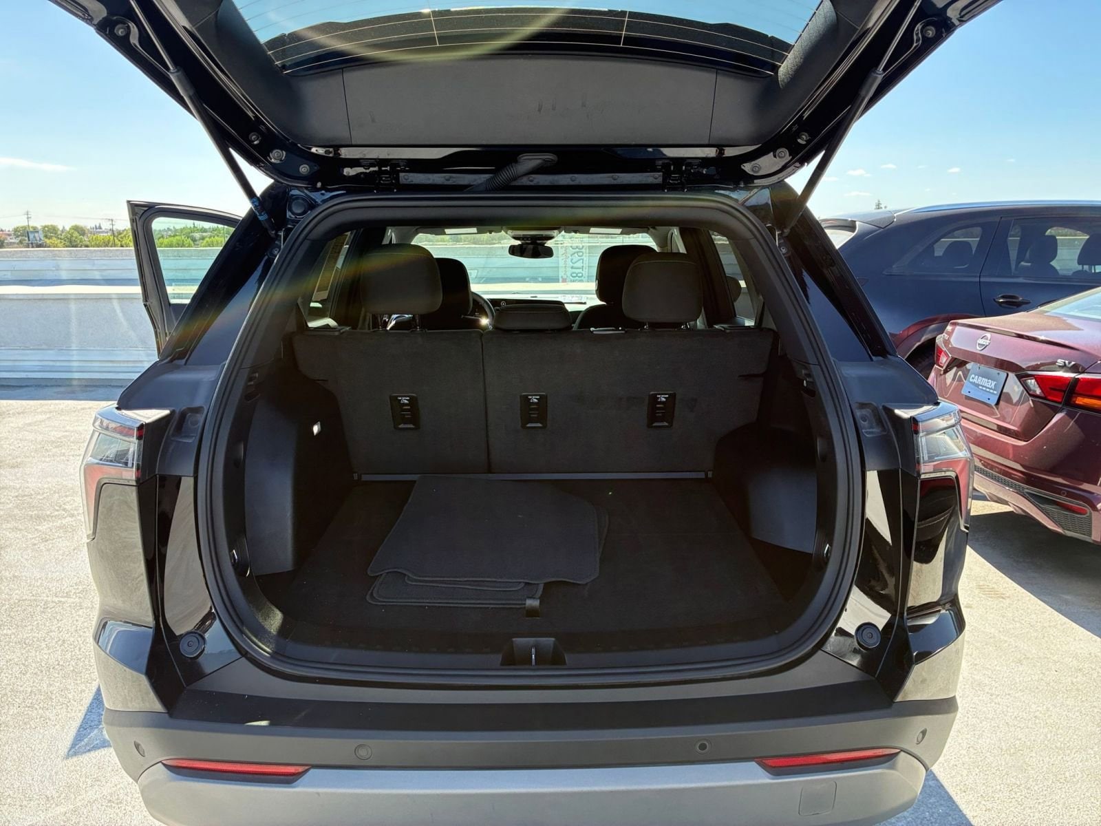 Thumbnail: 2025 Chevrolet Equinox - 32