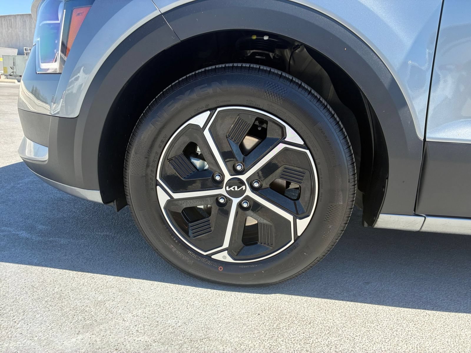 Thumbnail: 2026 Kia Niro - 28