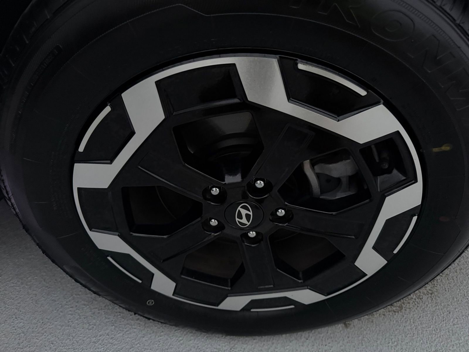 Thumbnail: 2025 Hyundai Santa Fe - 29