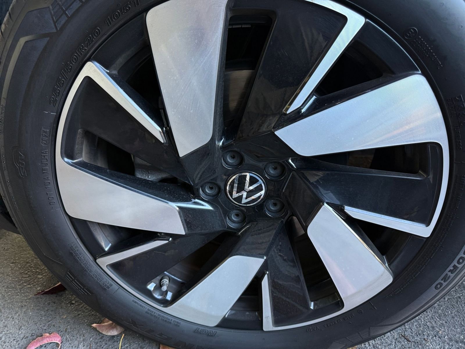 Thumbnail: 2025 Volkswagen Atlas - 30