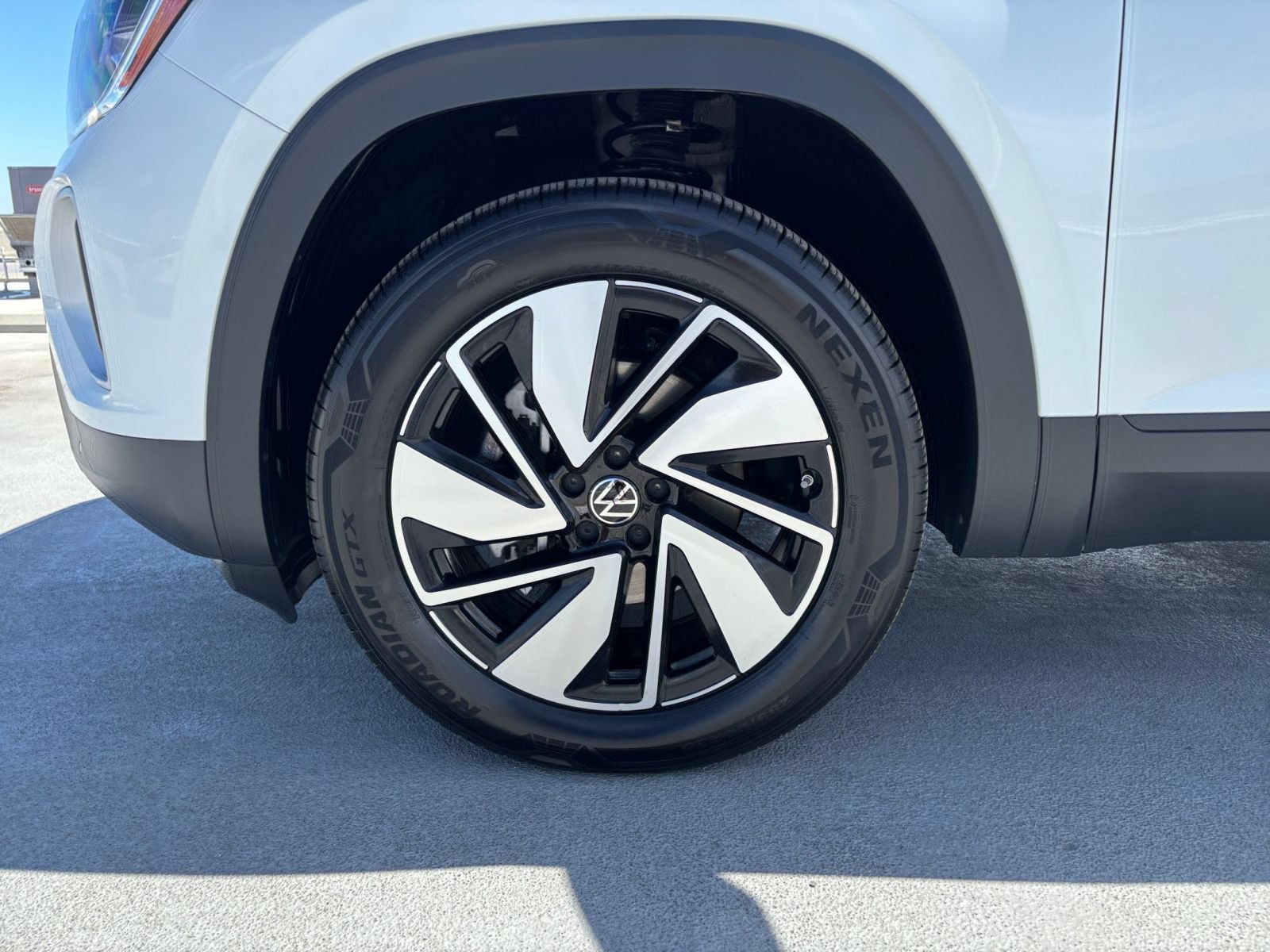 Thumbnail: 2026 Volkswagen Atlas - 33
