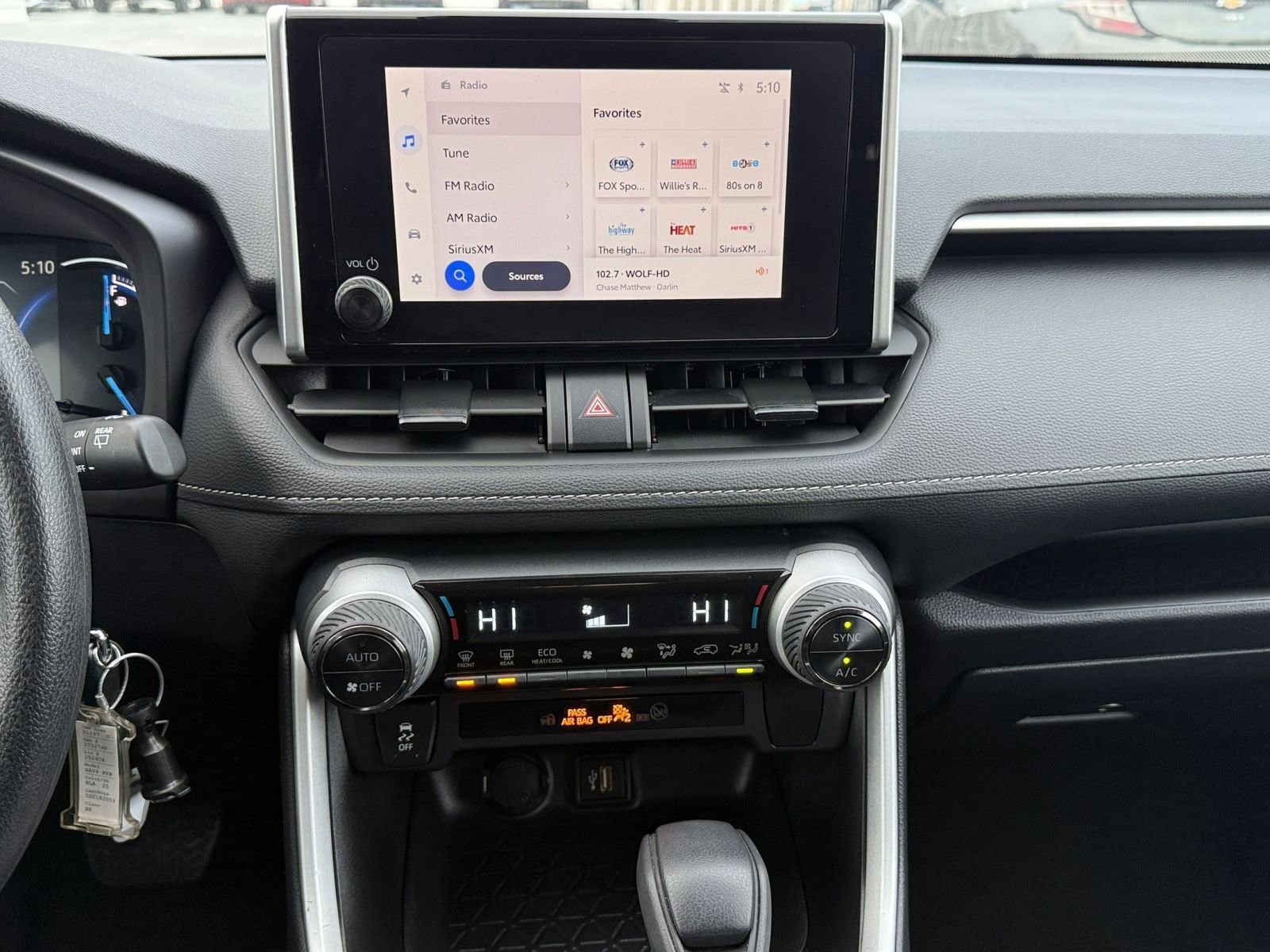 Thumbnail: 2025 Toyota RAV4 - 18