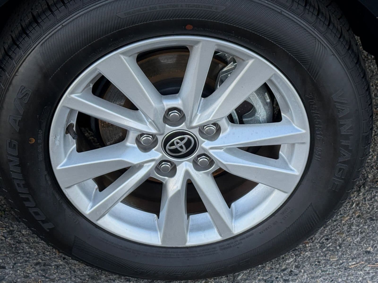 Thumbnail: 2025 Toyota Camry - 30