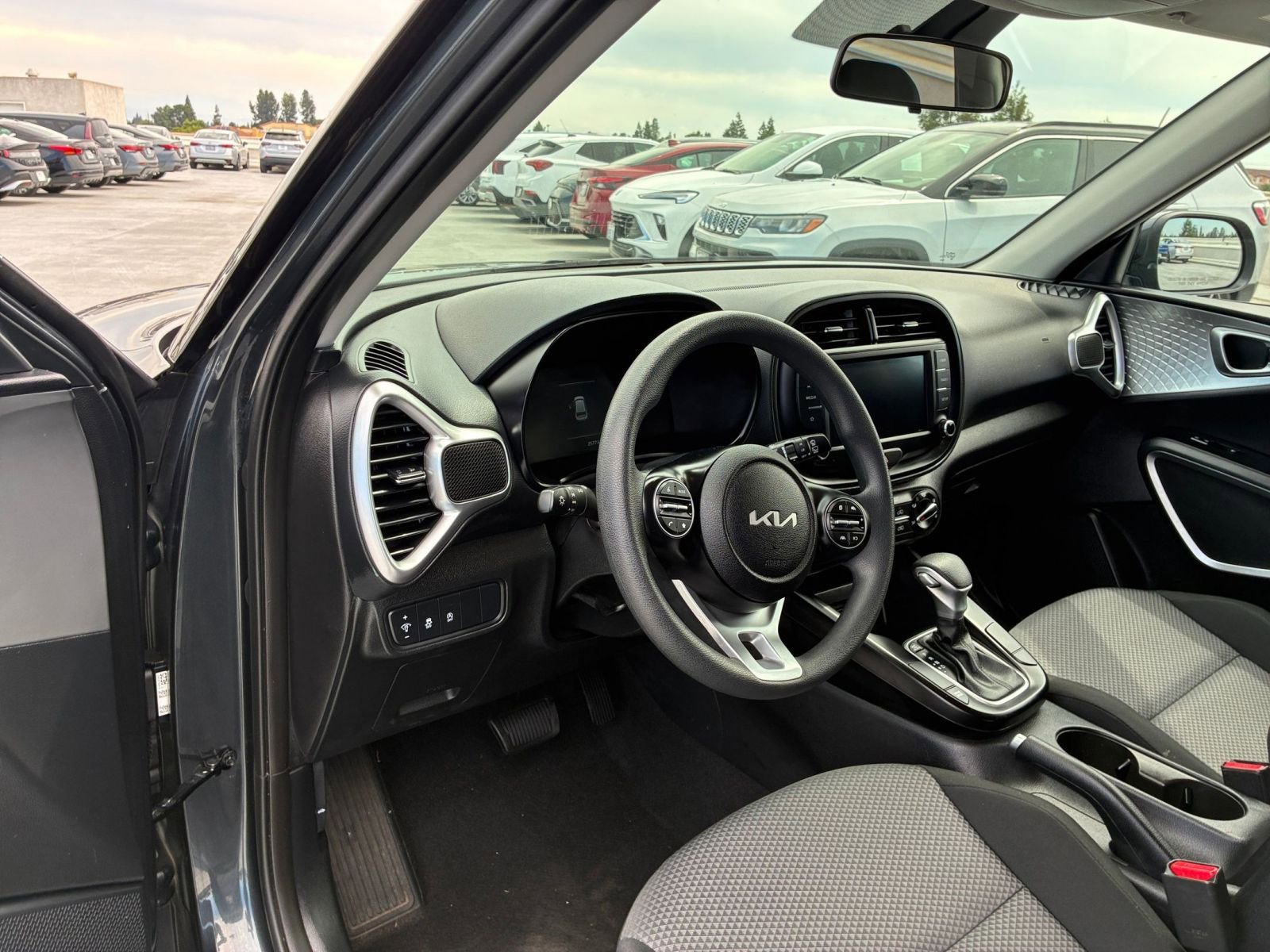 Thumbnail: 2025 Kia Soul - 30