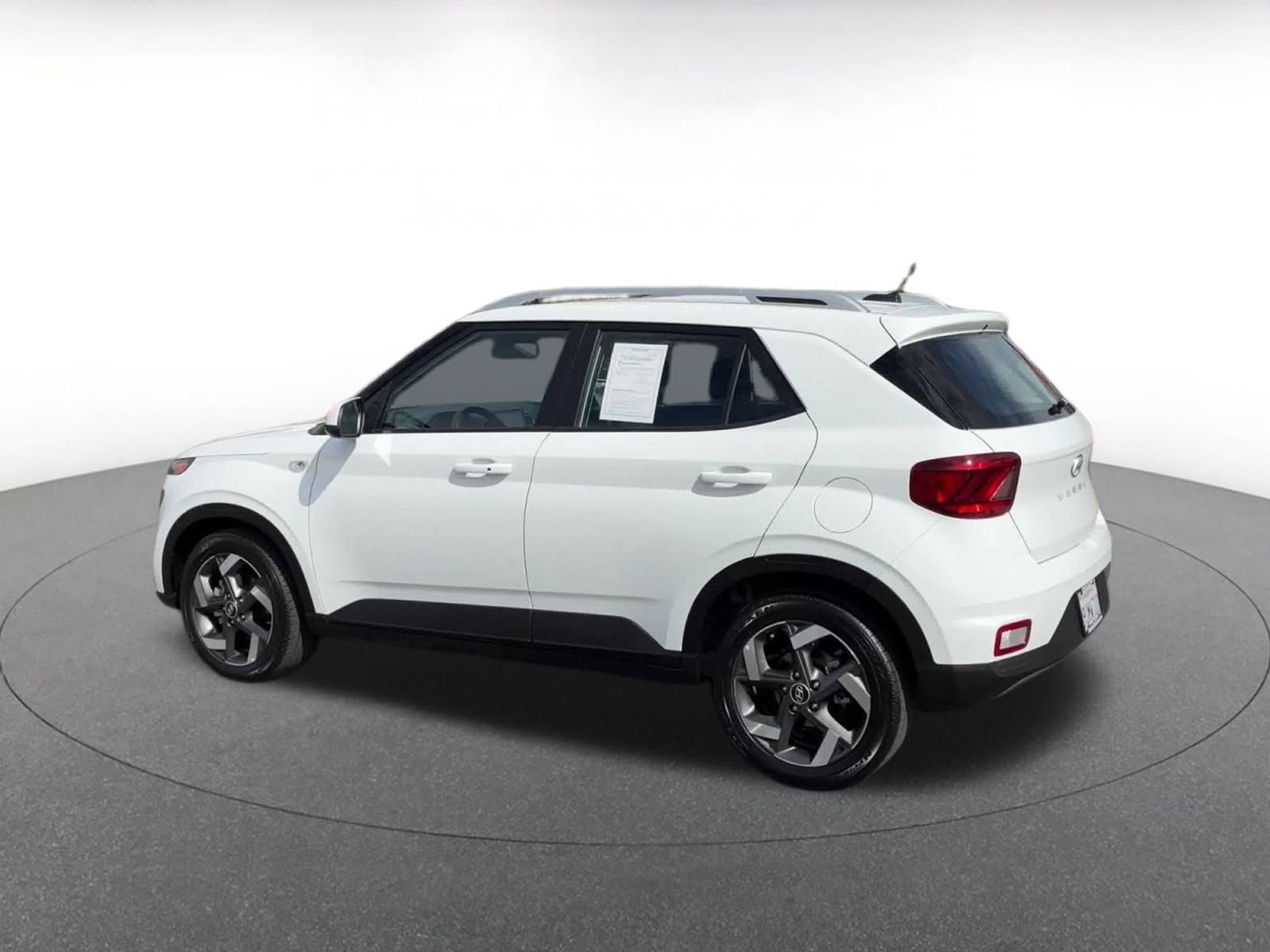 Thumbnail: 2025 Hyundai Venue - 10