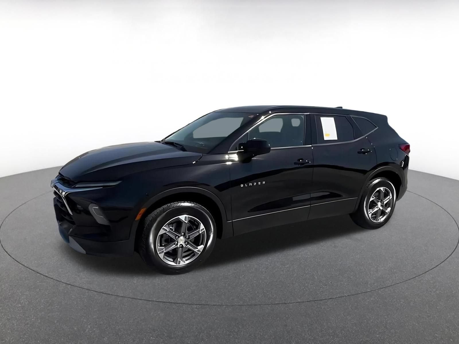 Thumbnail: 2026 Chevrolet Blazer - 8