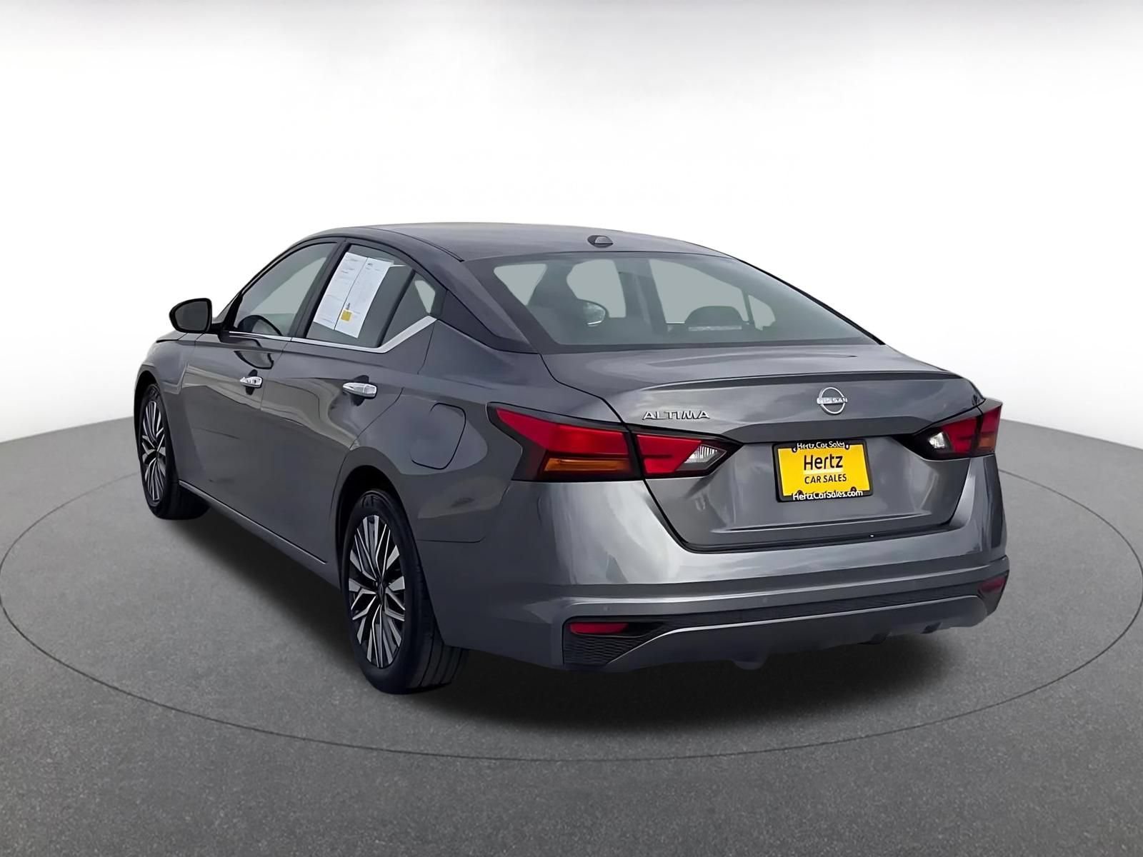 Thumbnail: 2025 Nissan Altima - 9