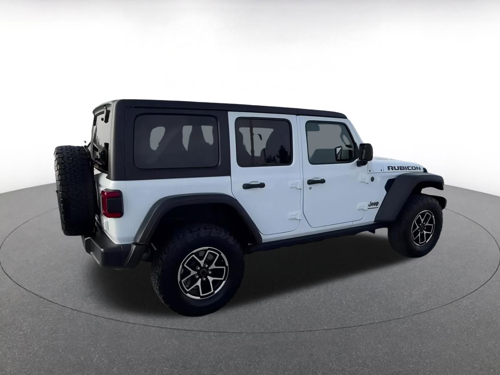 Thumbnail: 2025 Jeep Wrangler - 14