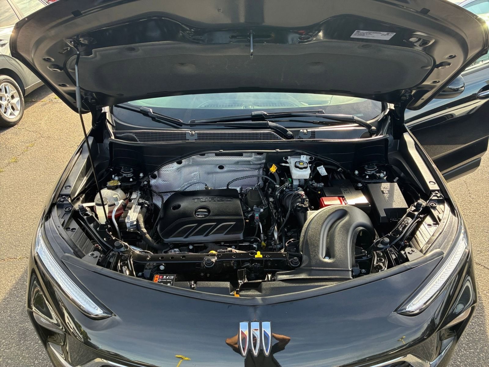 Thumbnail: 2025 Buick Encore GX - 31