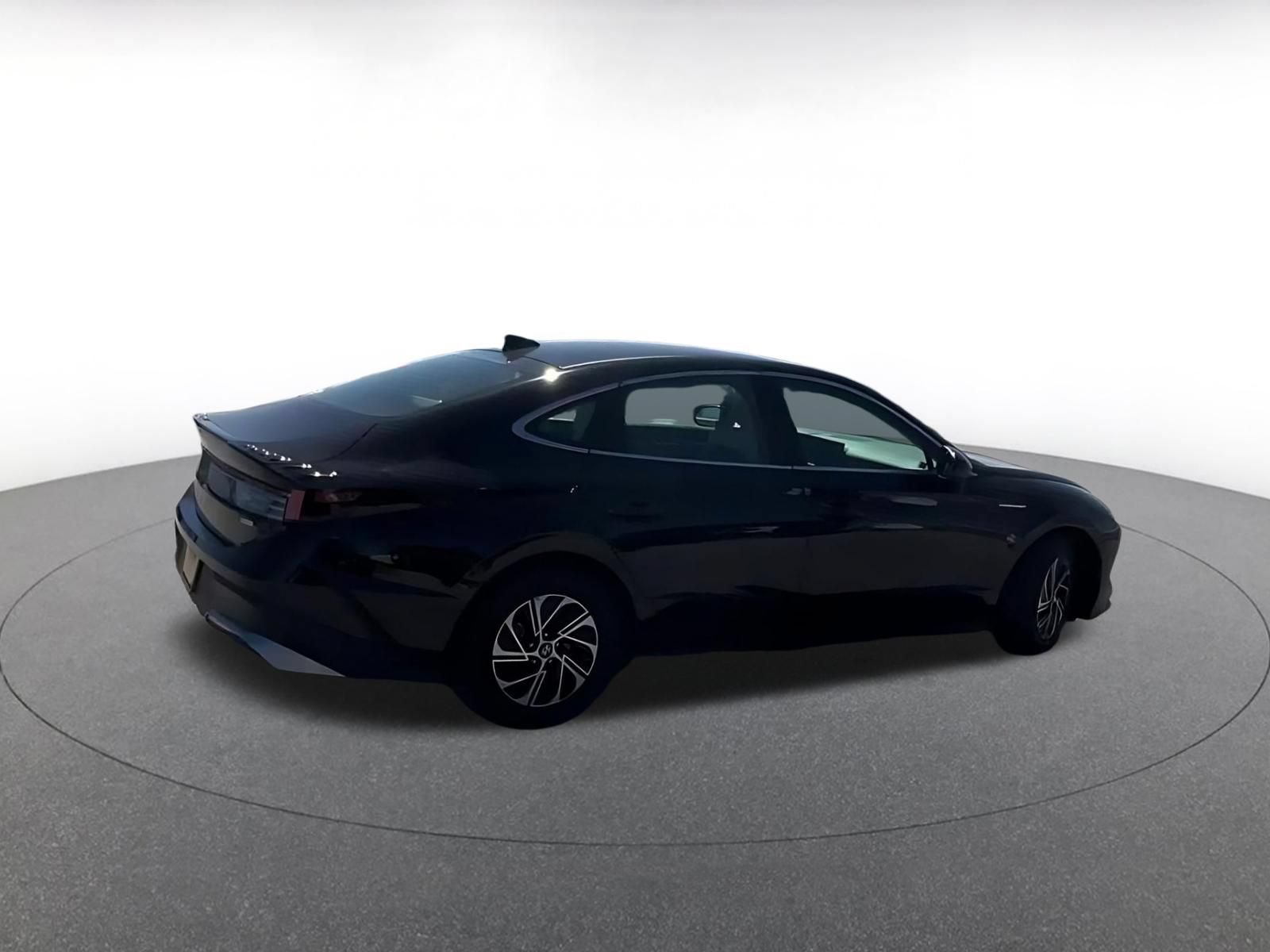Thumbnail: 2026 Hyundai Sonata - 12