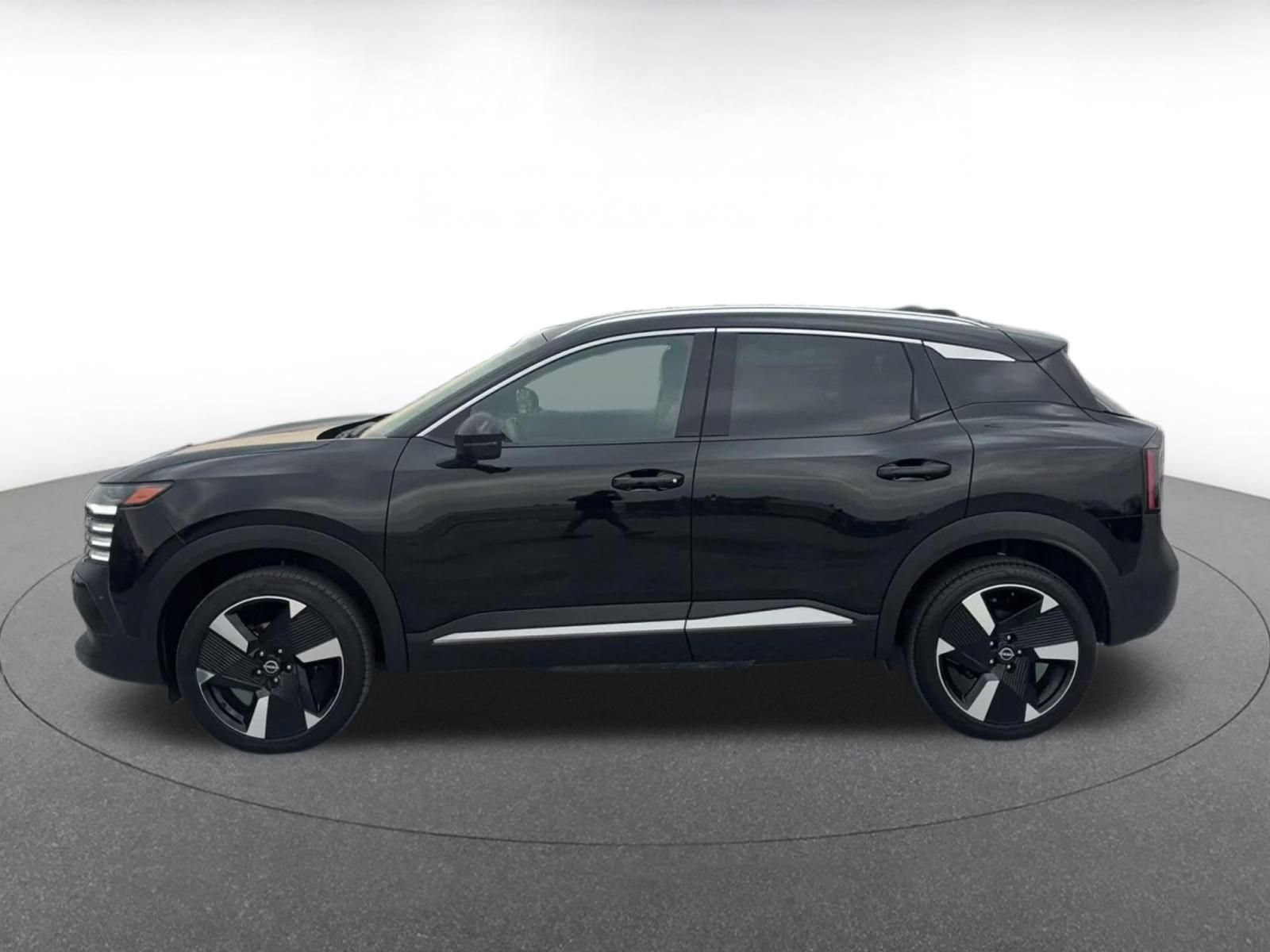 Thumbnail: 2026 Nissan Kicks - 8