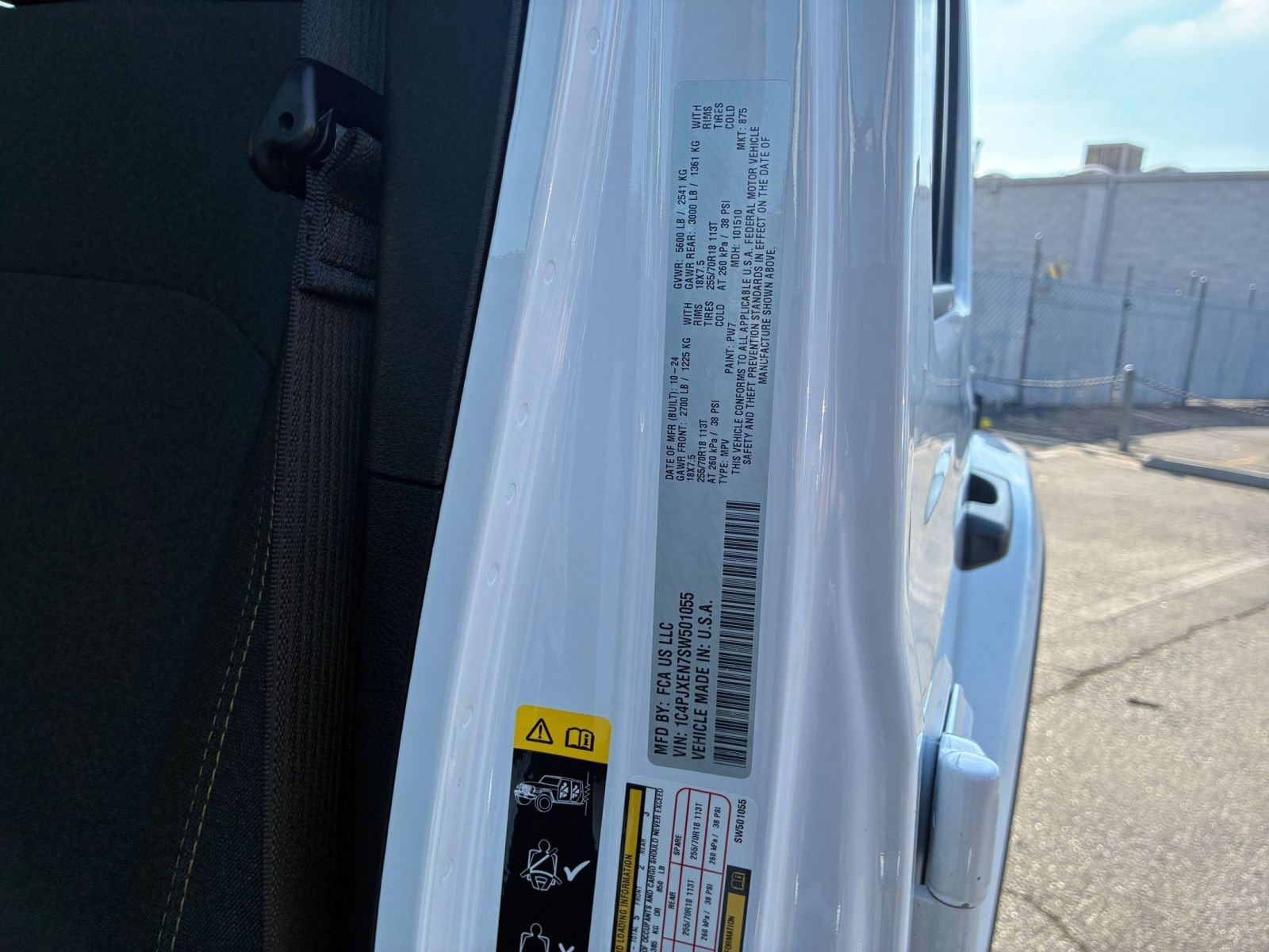 Thumbnail: 2025 Jeep Wrangler - 28