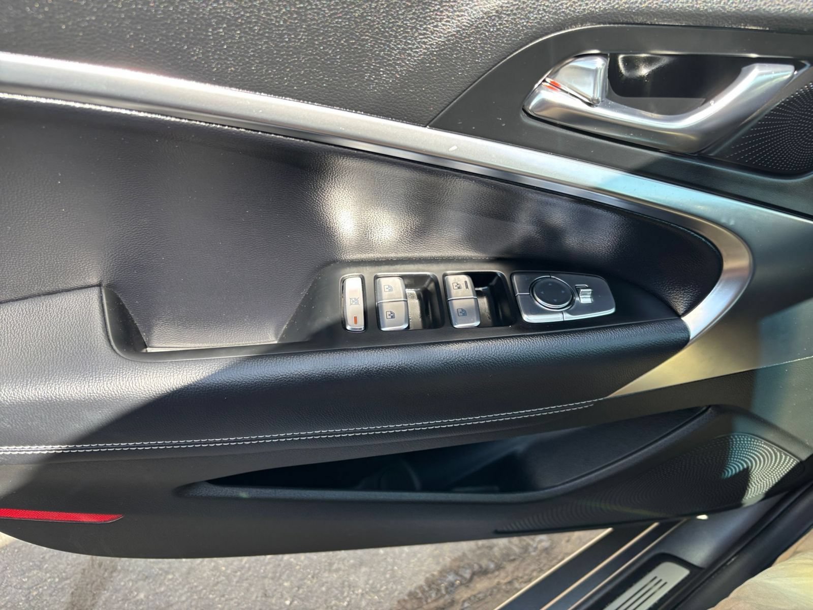 Thumbnail: 2026 Genesis G70 - 18