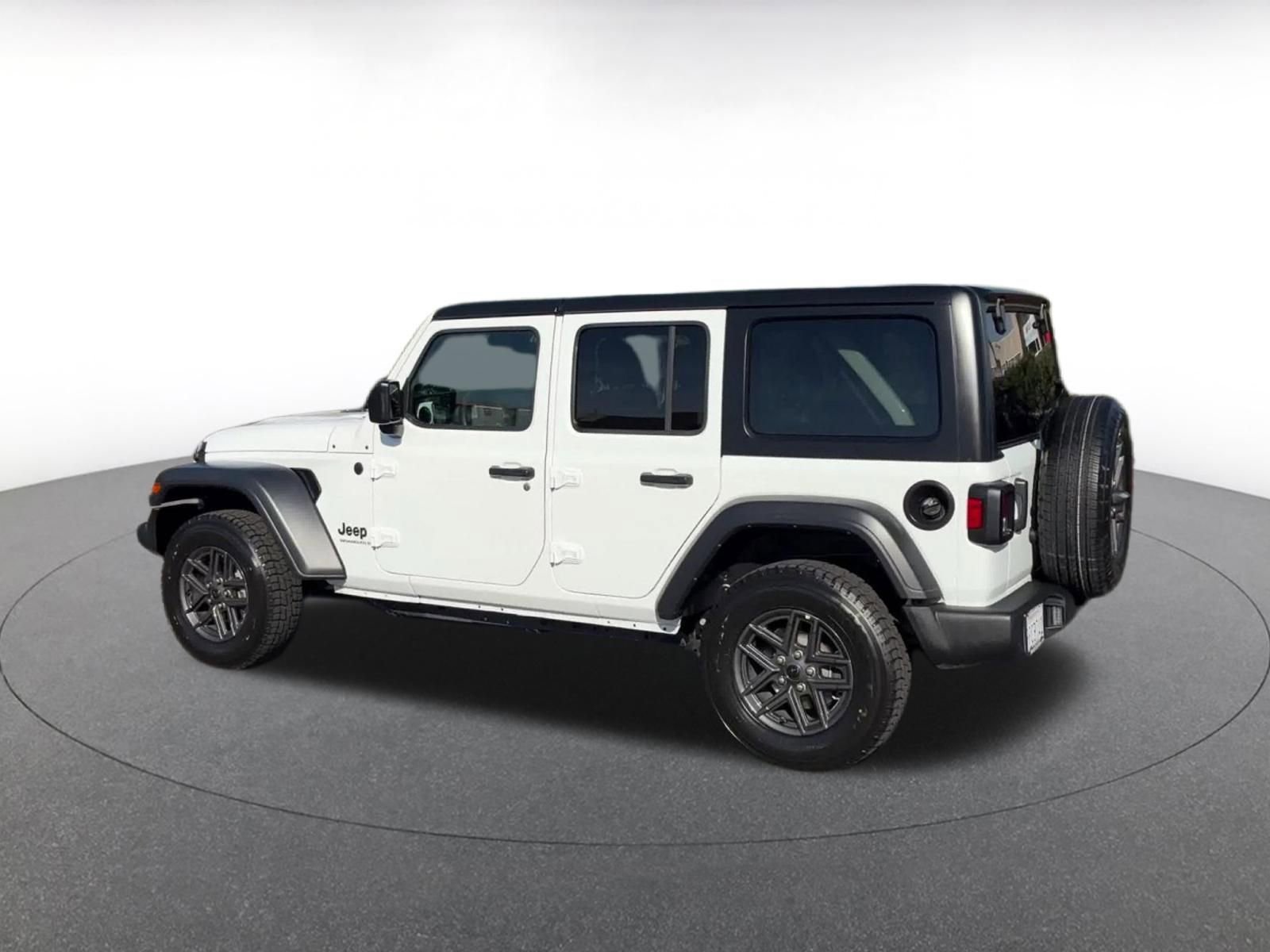 Thumbnail: 2025 Jeep Wrangler - 10