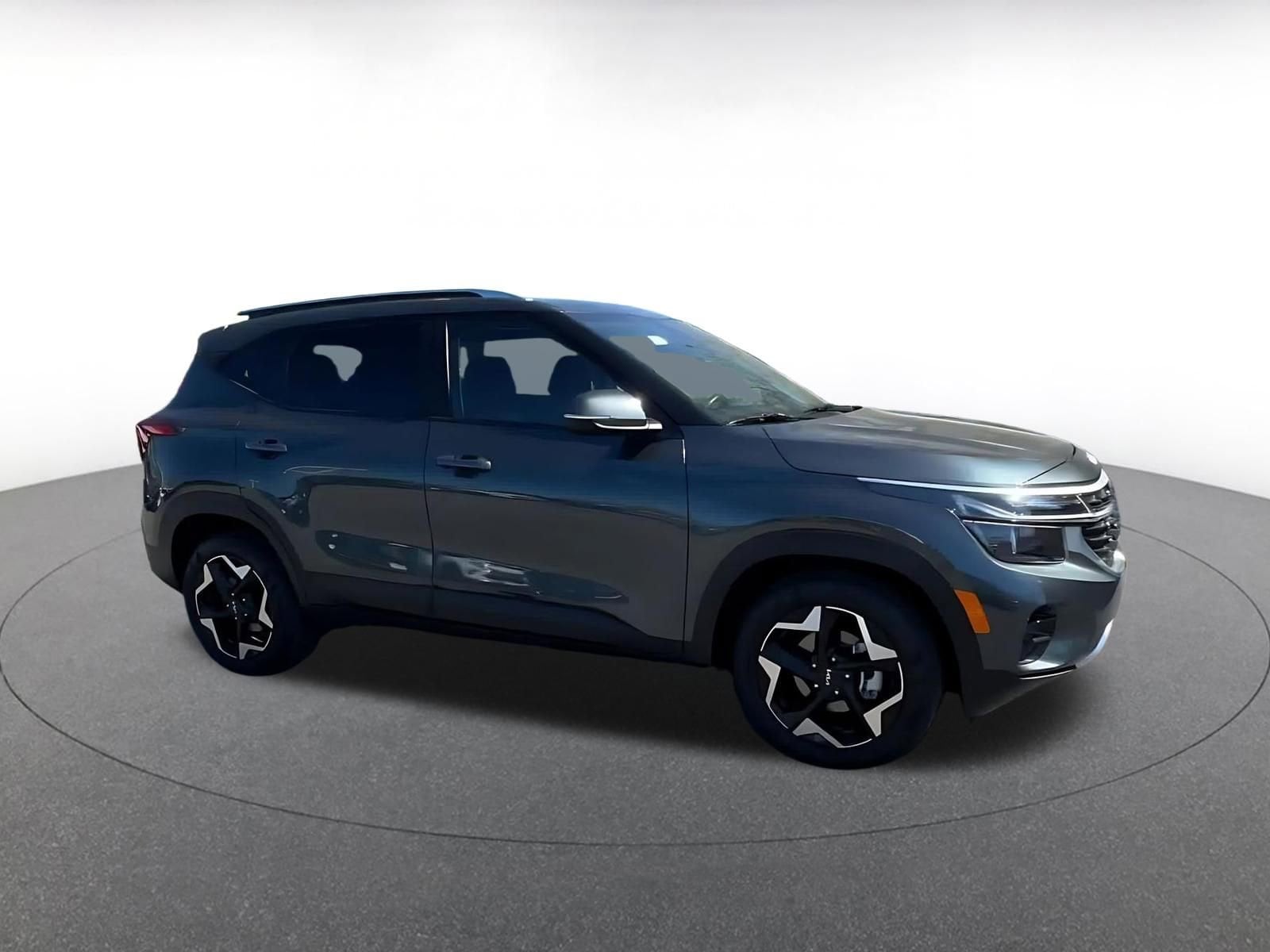 Thumbnail: 2025 Kia Seltos - 2