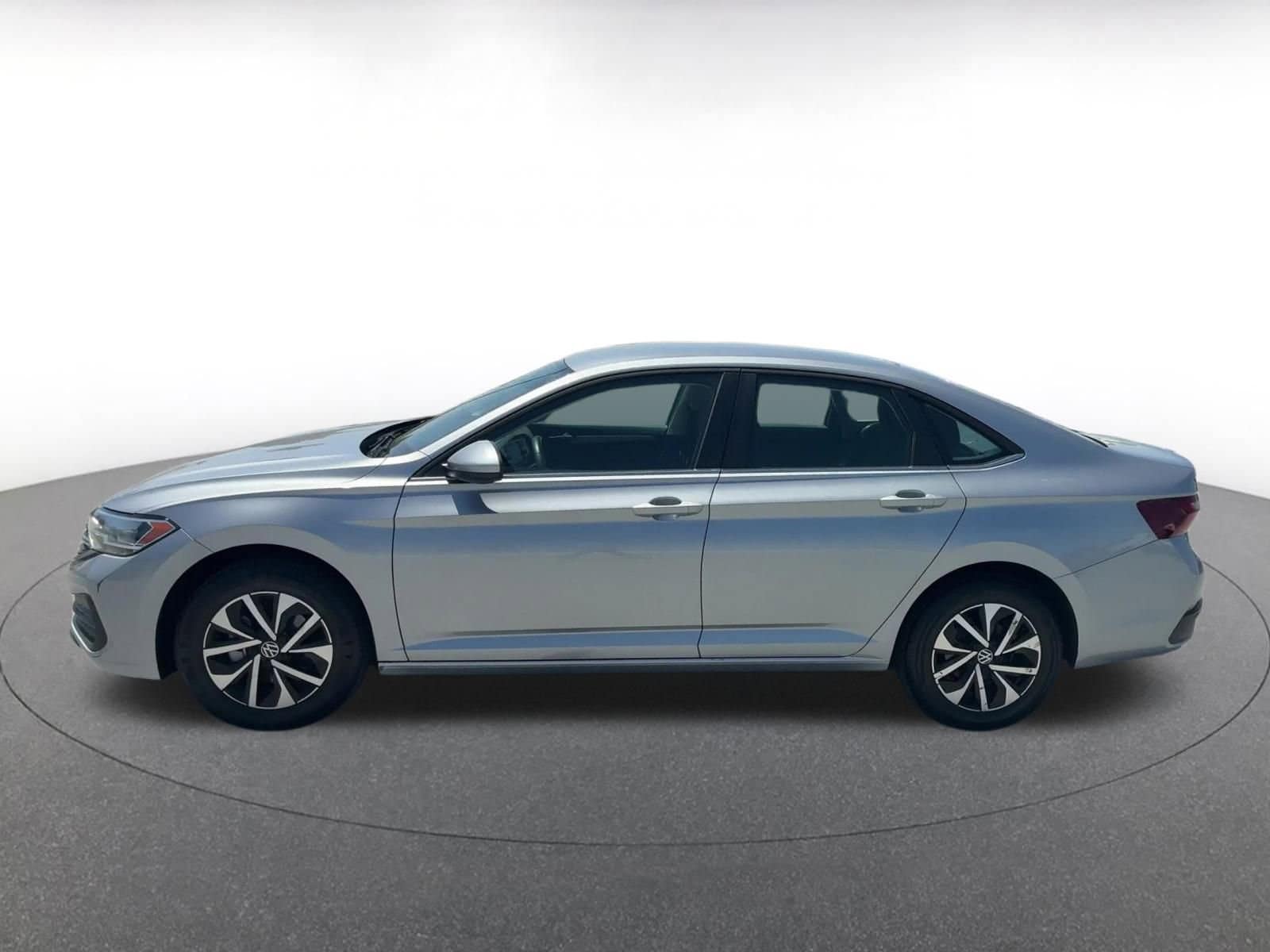 Thumbnail: 2024 Volkswagen Jetta - 8