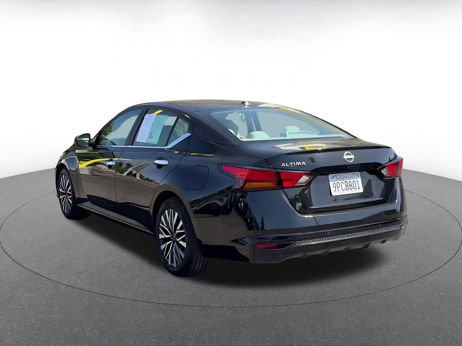 Thumbnail: 2025 Nissan Altima - 11