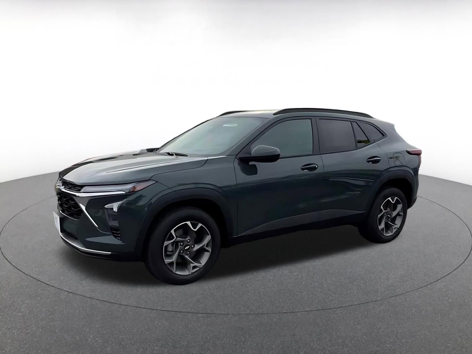 Thumbnail: 2025 Chevrolet Trax - 8