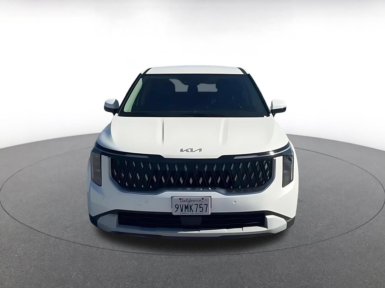 Thumbnail: 2026 Kia Carnival - 3