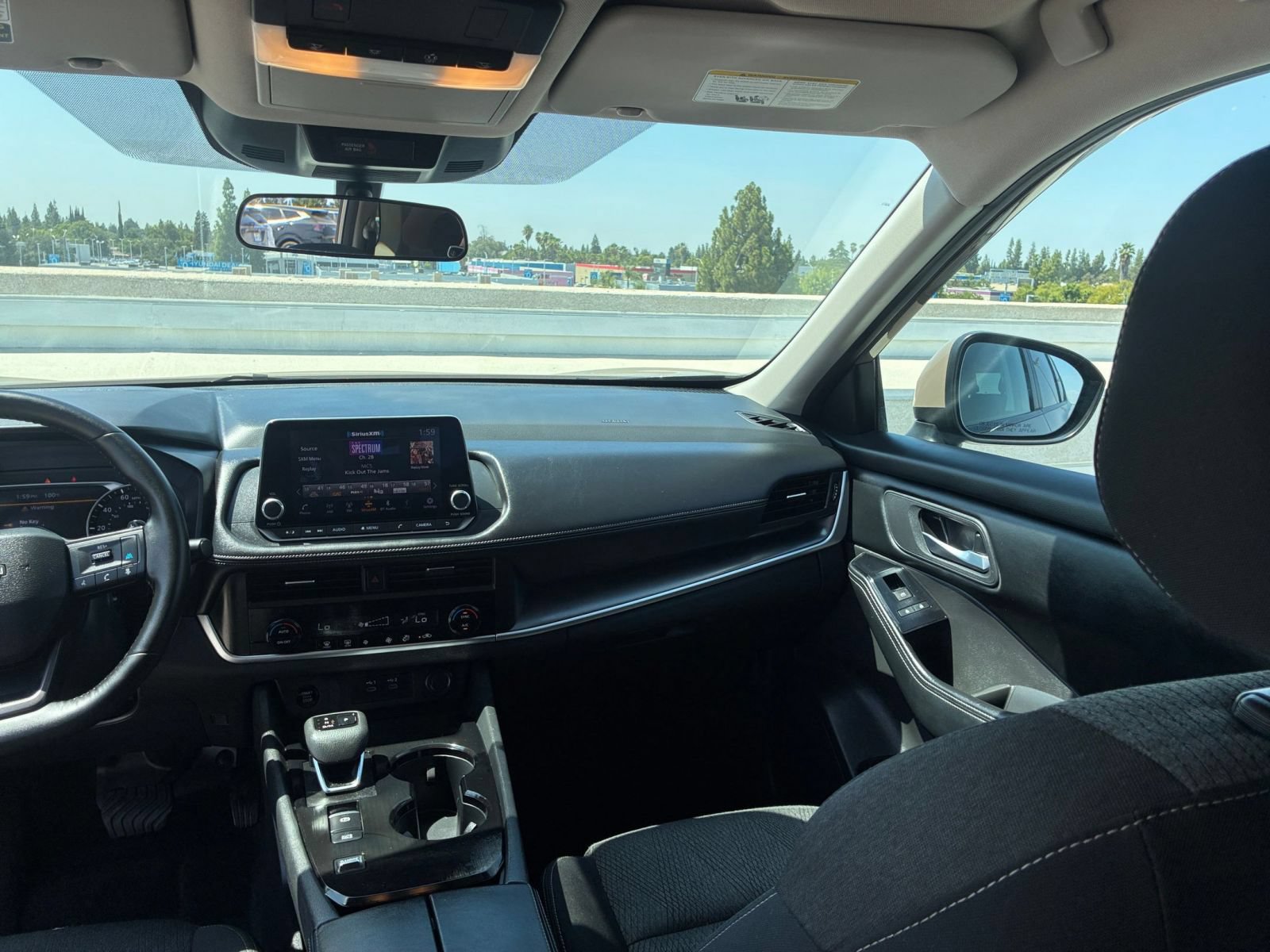 Thumbnail: 2025 Nissan Rogue - 32