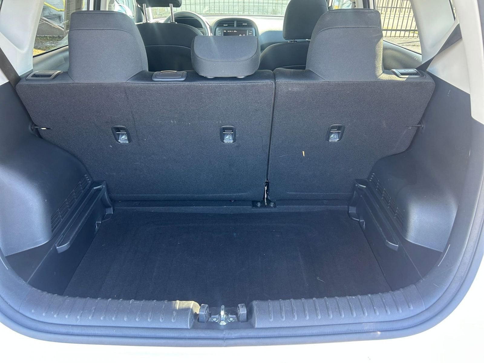 Thumbnail: 2025 Kia Soul - 29