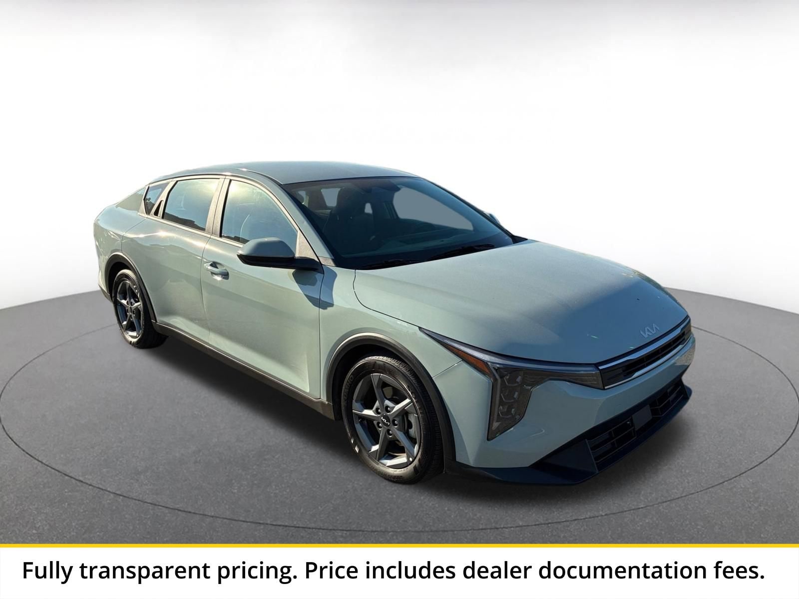 Thumbnail: 2025 Kia K4 - 1