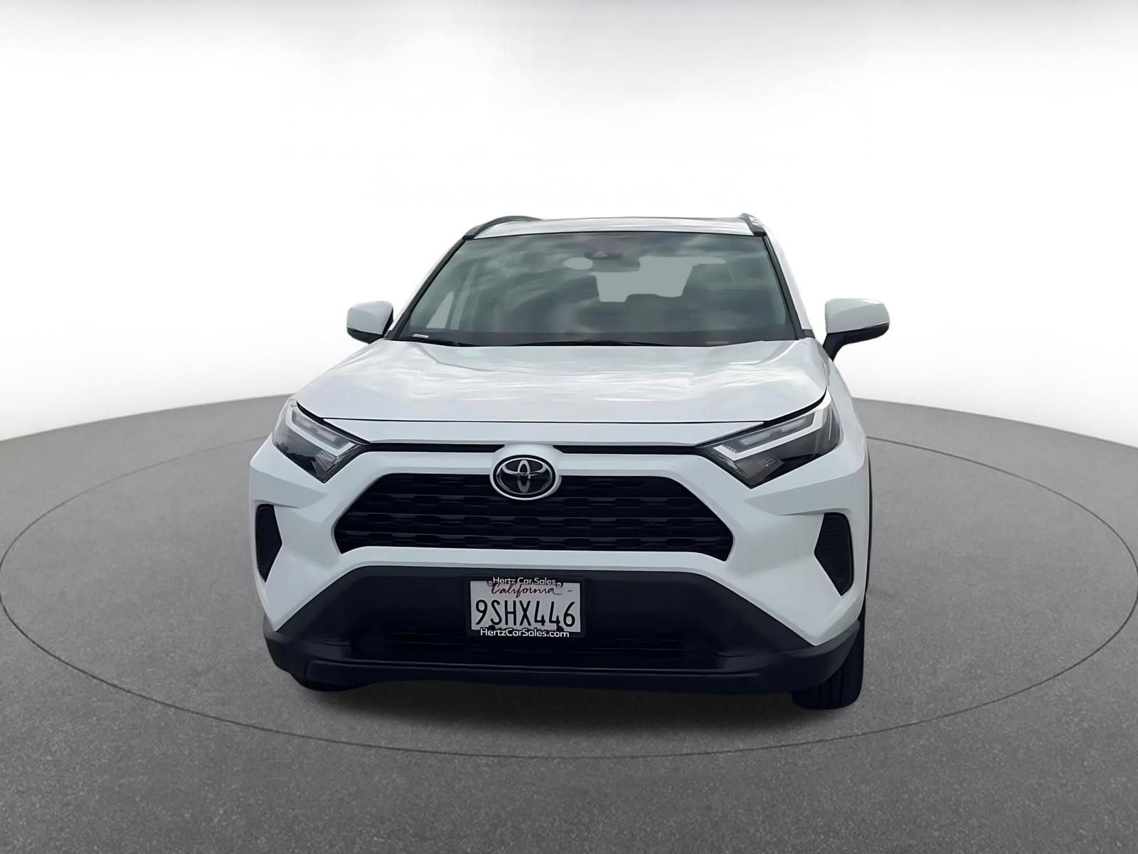 Thumbnail: 2025 Toyota RAV4 - 4