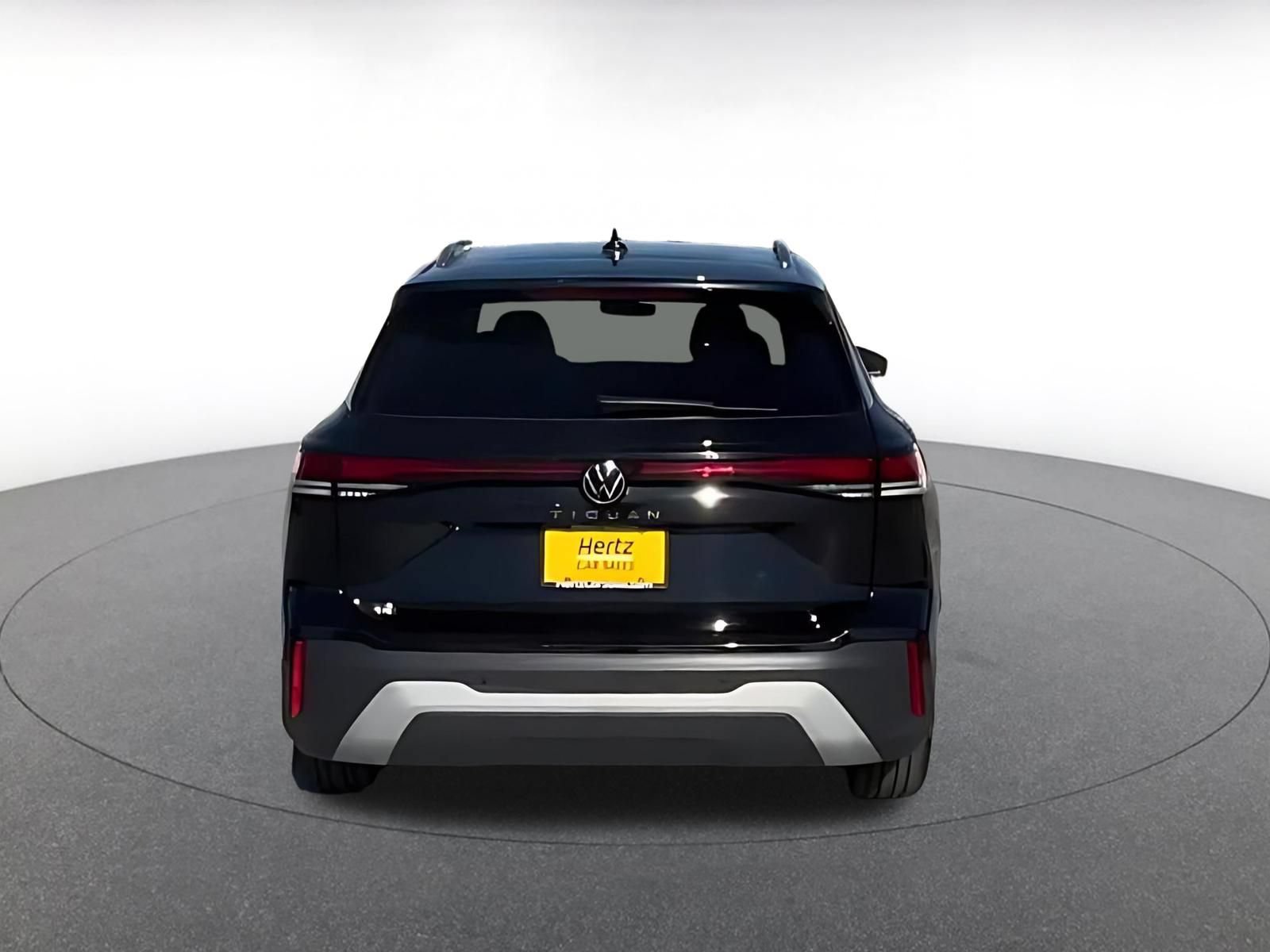 Thumbnail: 2026 Volkswagen Tiguan - 11