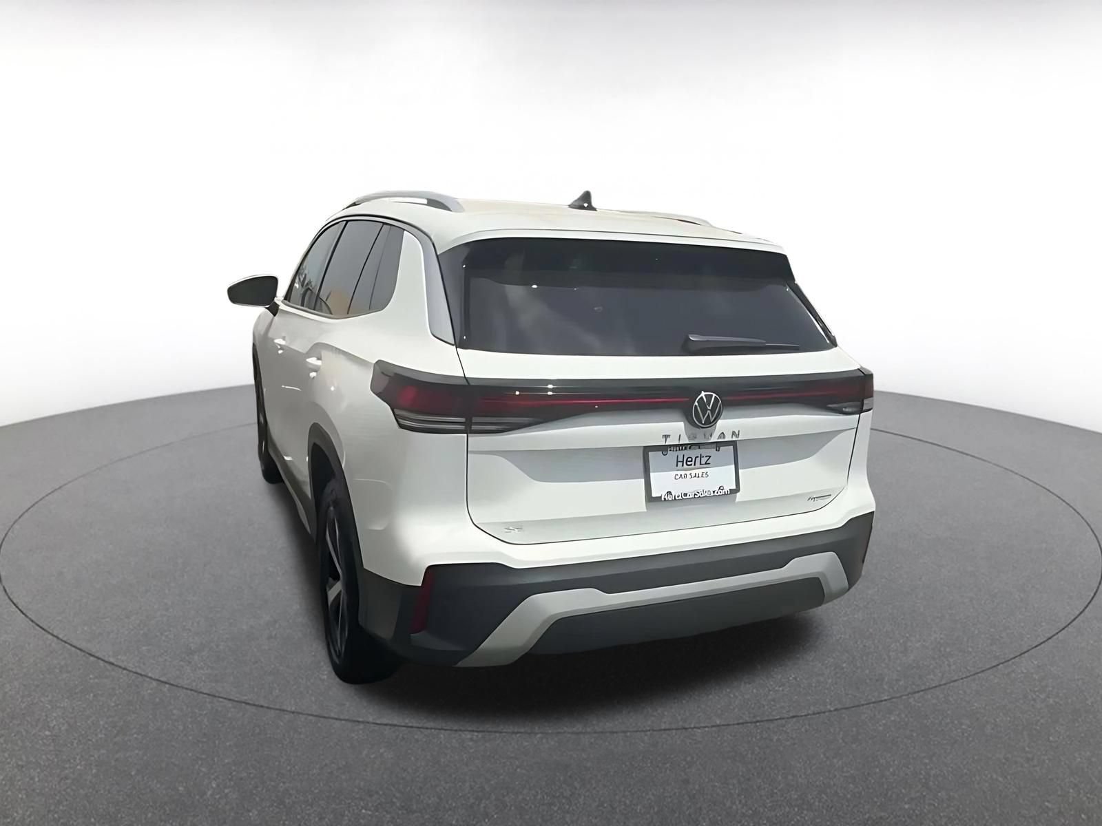 Thumbnail: 2026 Volkswagen Tiguan - 9