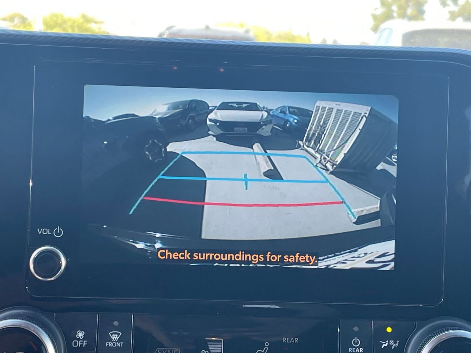 Thumbnail: 2024 Toyota Highlander - 25