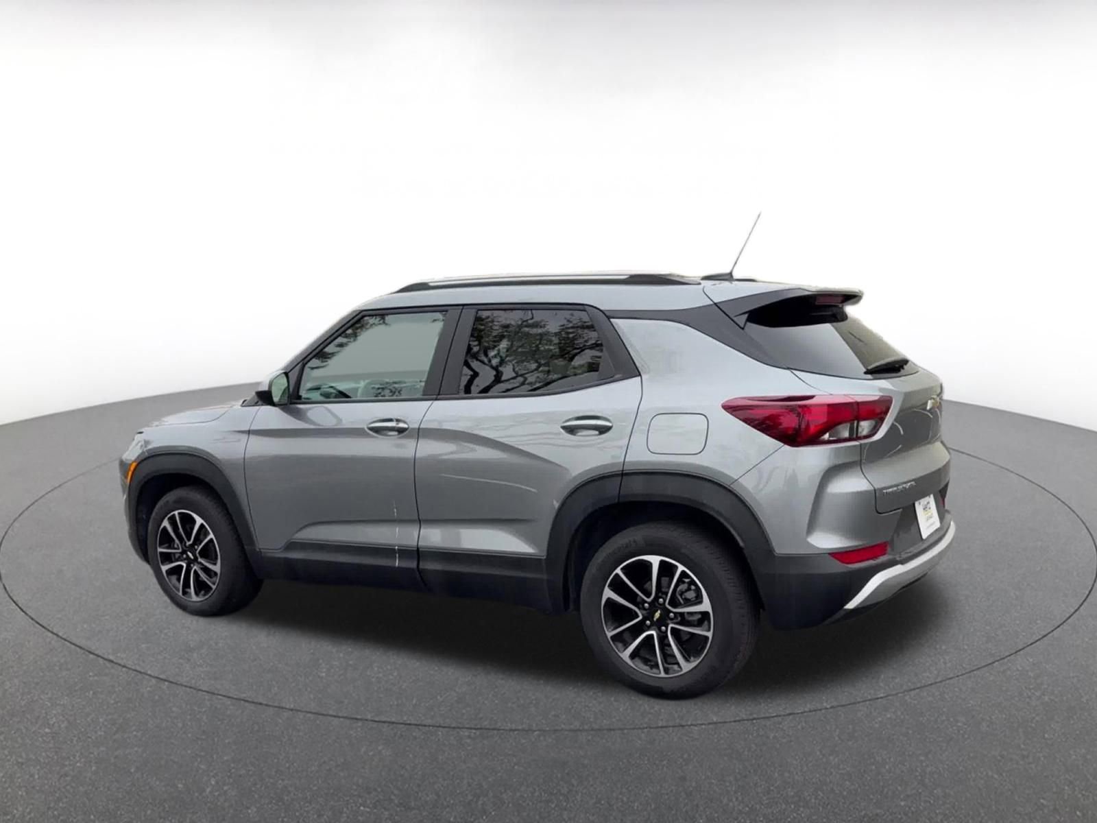 Thumbnail: 2025 Chevrolet TrailBlazer - 10