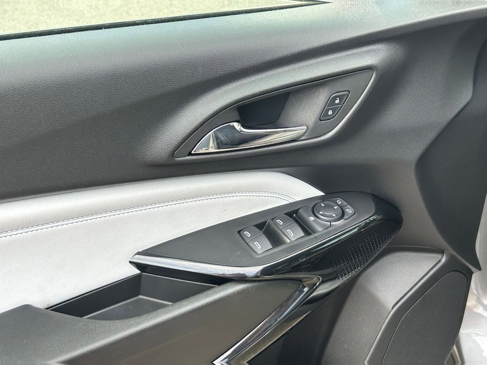 Thumbnail: 2025 Chevrolet Trax - 18