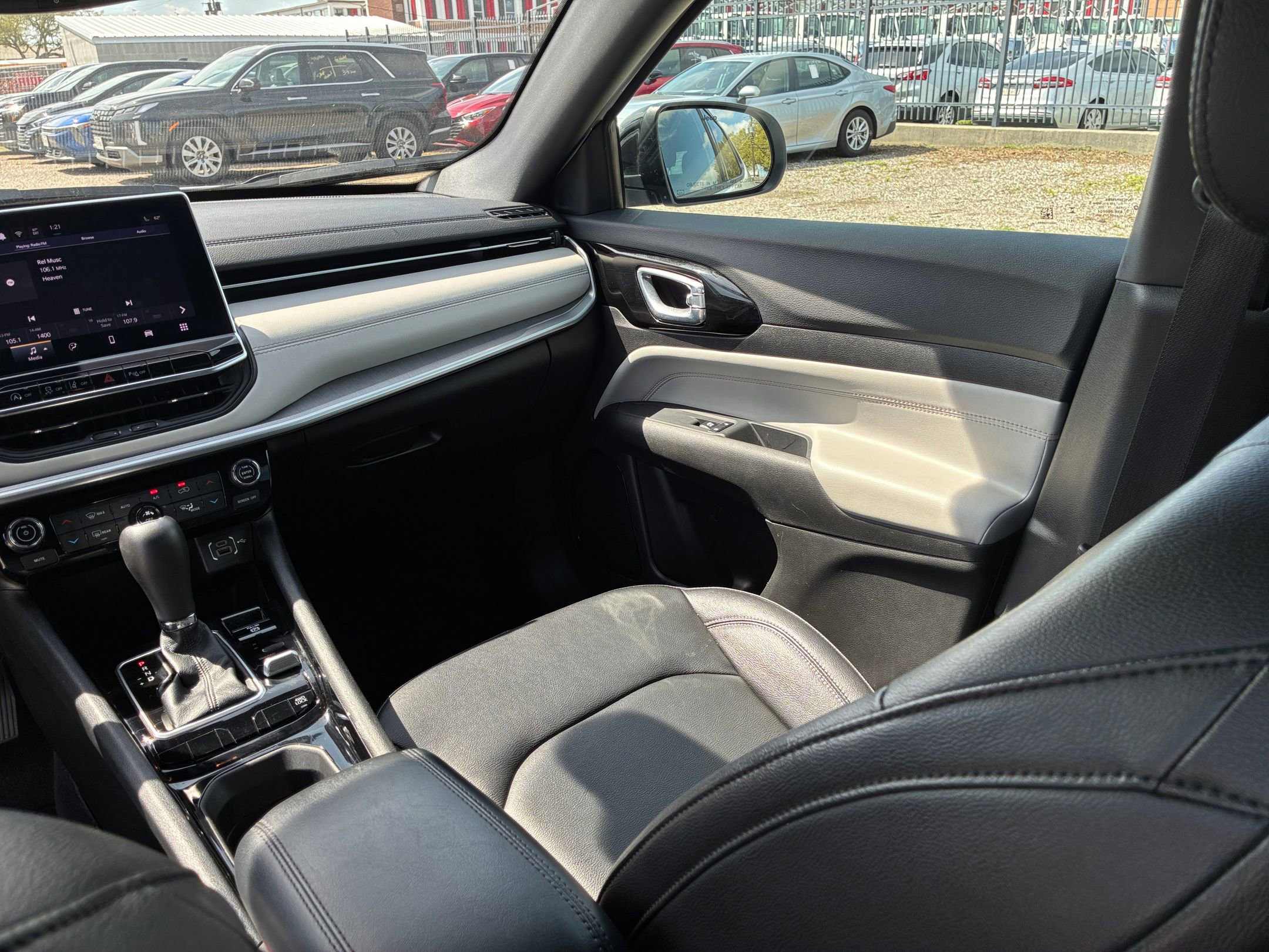 Thumbnail: 2025 Jeep Compass - 33