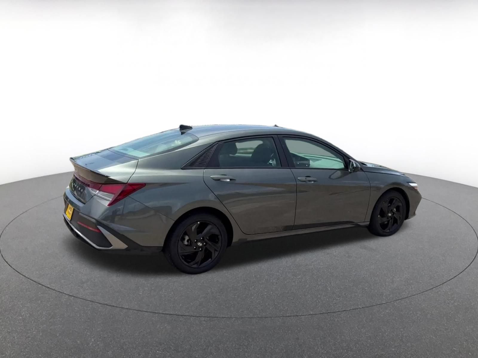 Thumbnail: 2026 Hyundai Elantra - 15