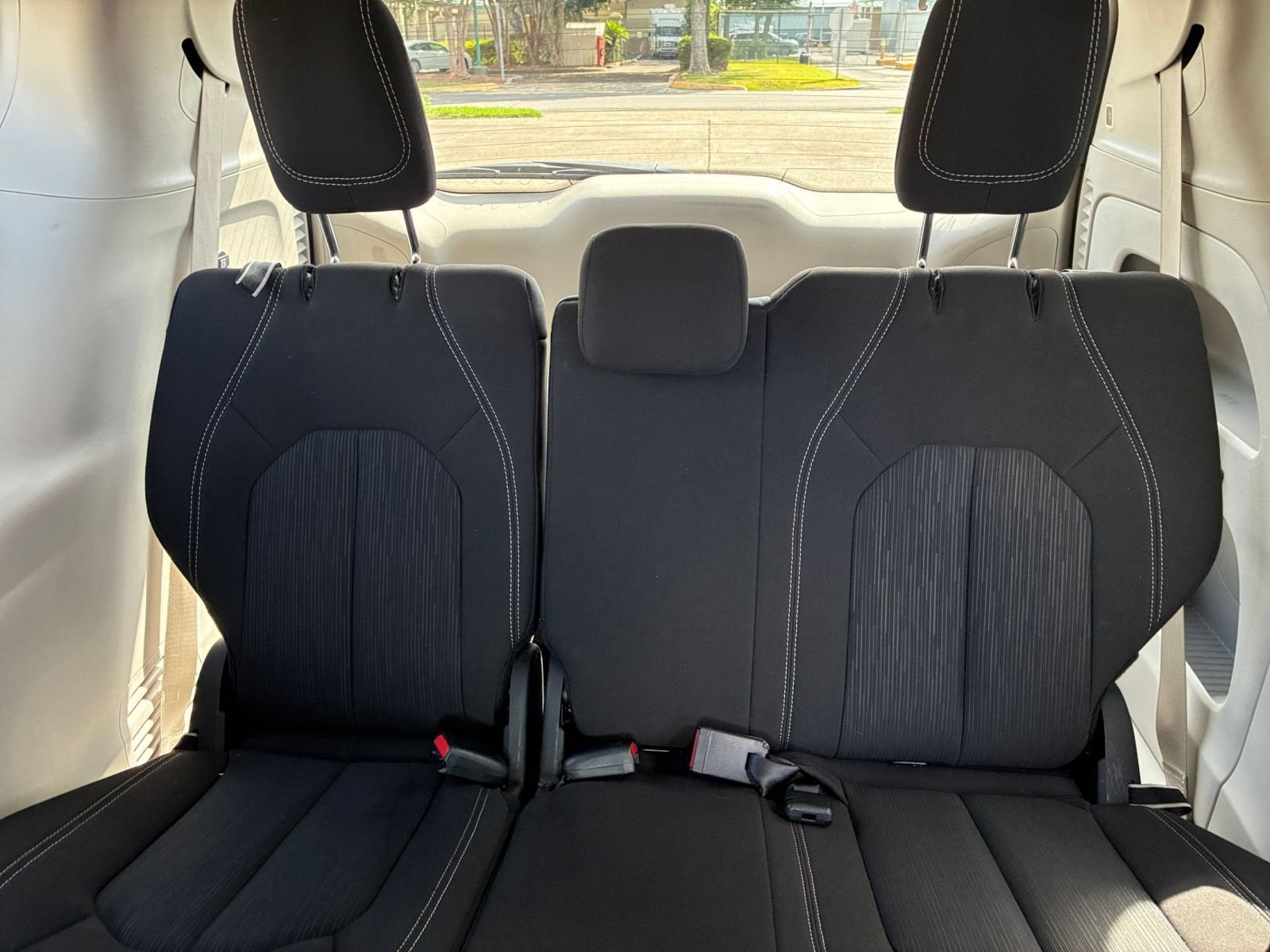 Thumbnail: 2024 Chrysler Voyager - 35