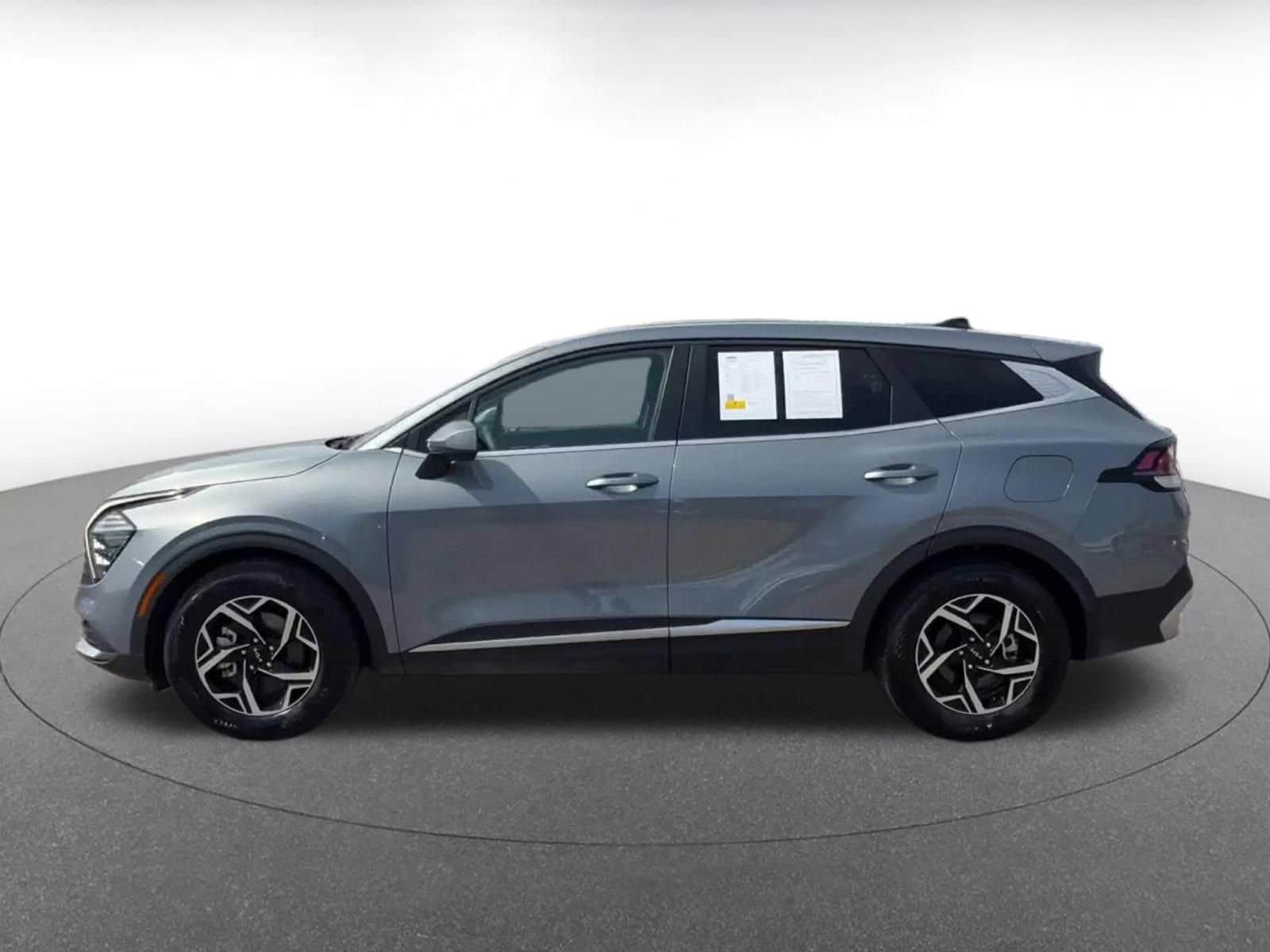 Thumbnail: 2025 Kia Sportage - 9