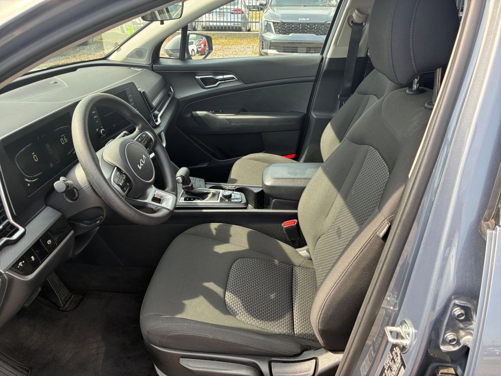 Thumbnail: 2025 Kia Sportage - 30