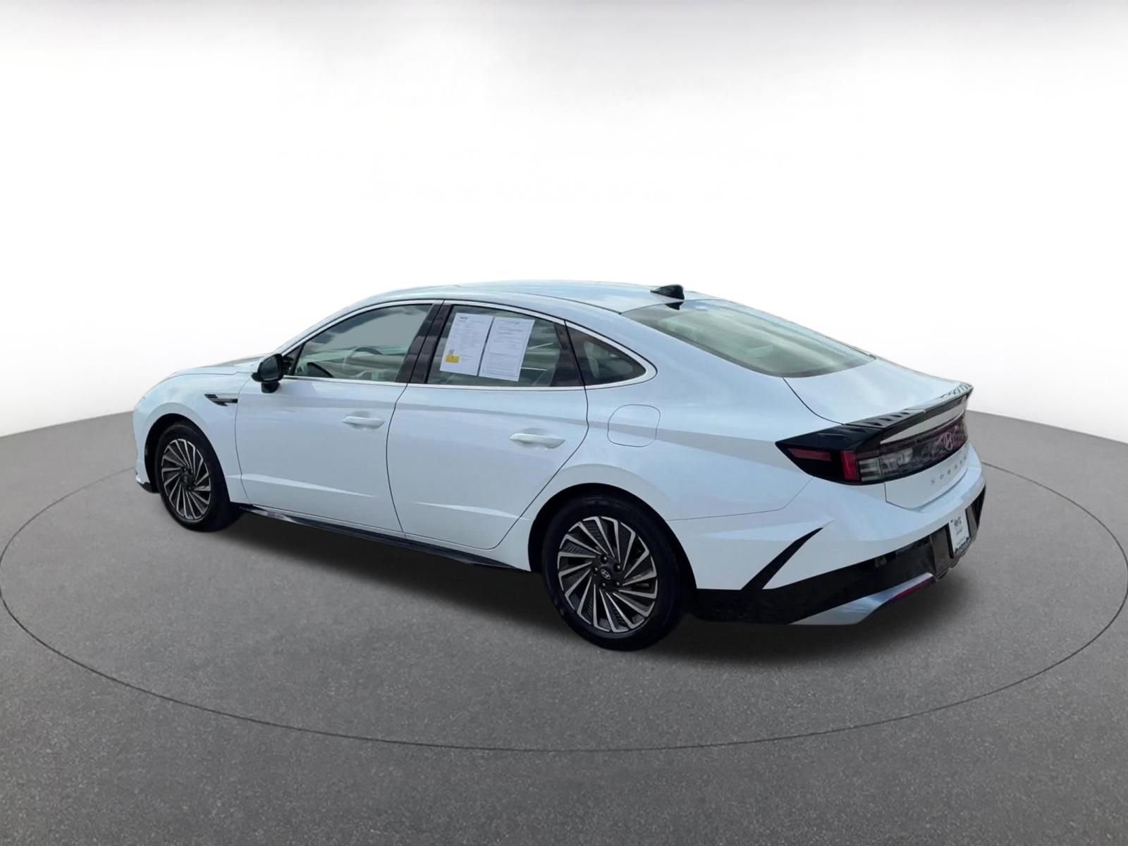 Thumbnail: 2025 Hyundai Sonata - 11