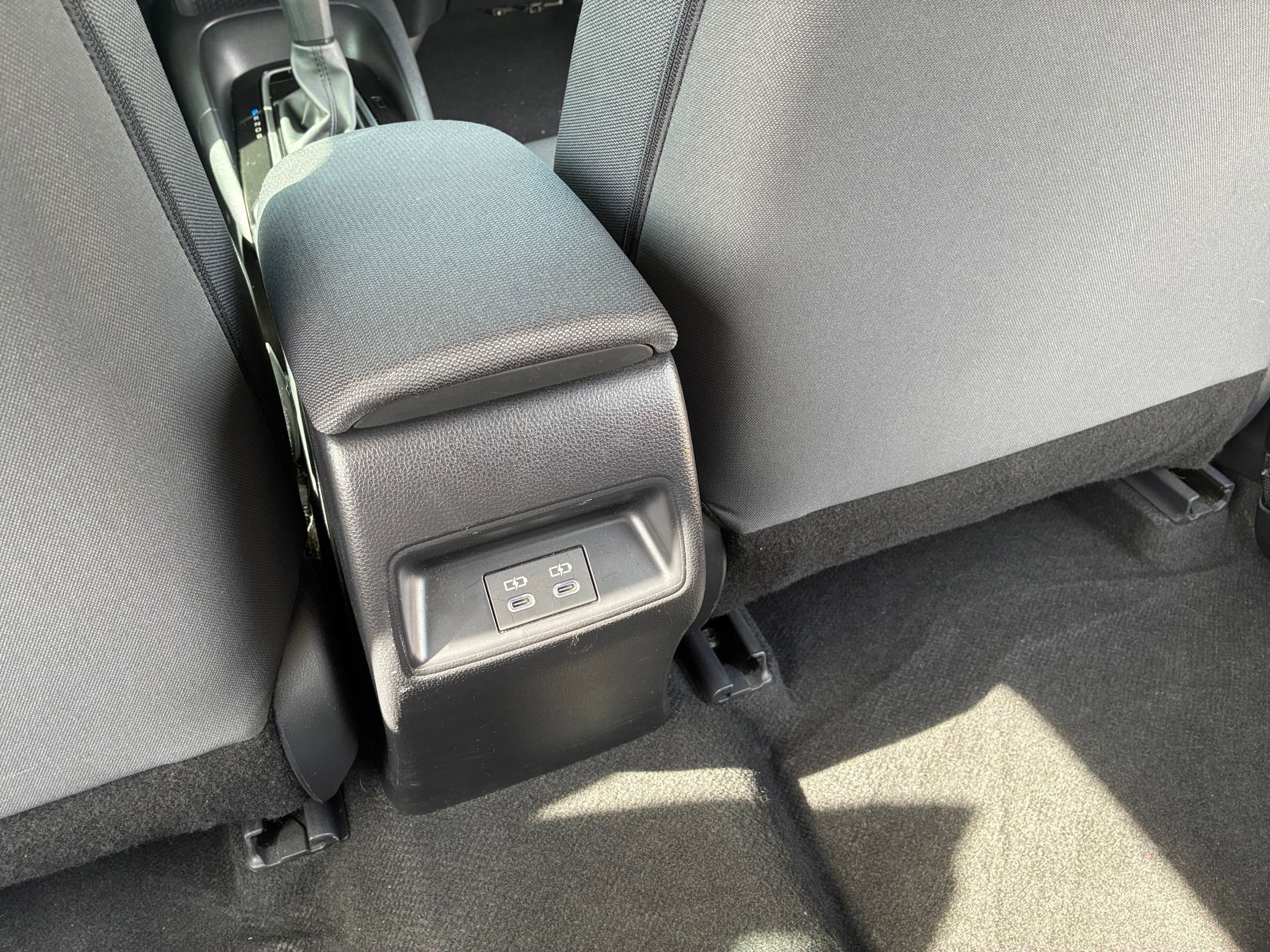 Thumbnail: 2025 Toyota Corolla - 21