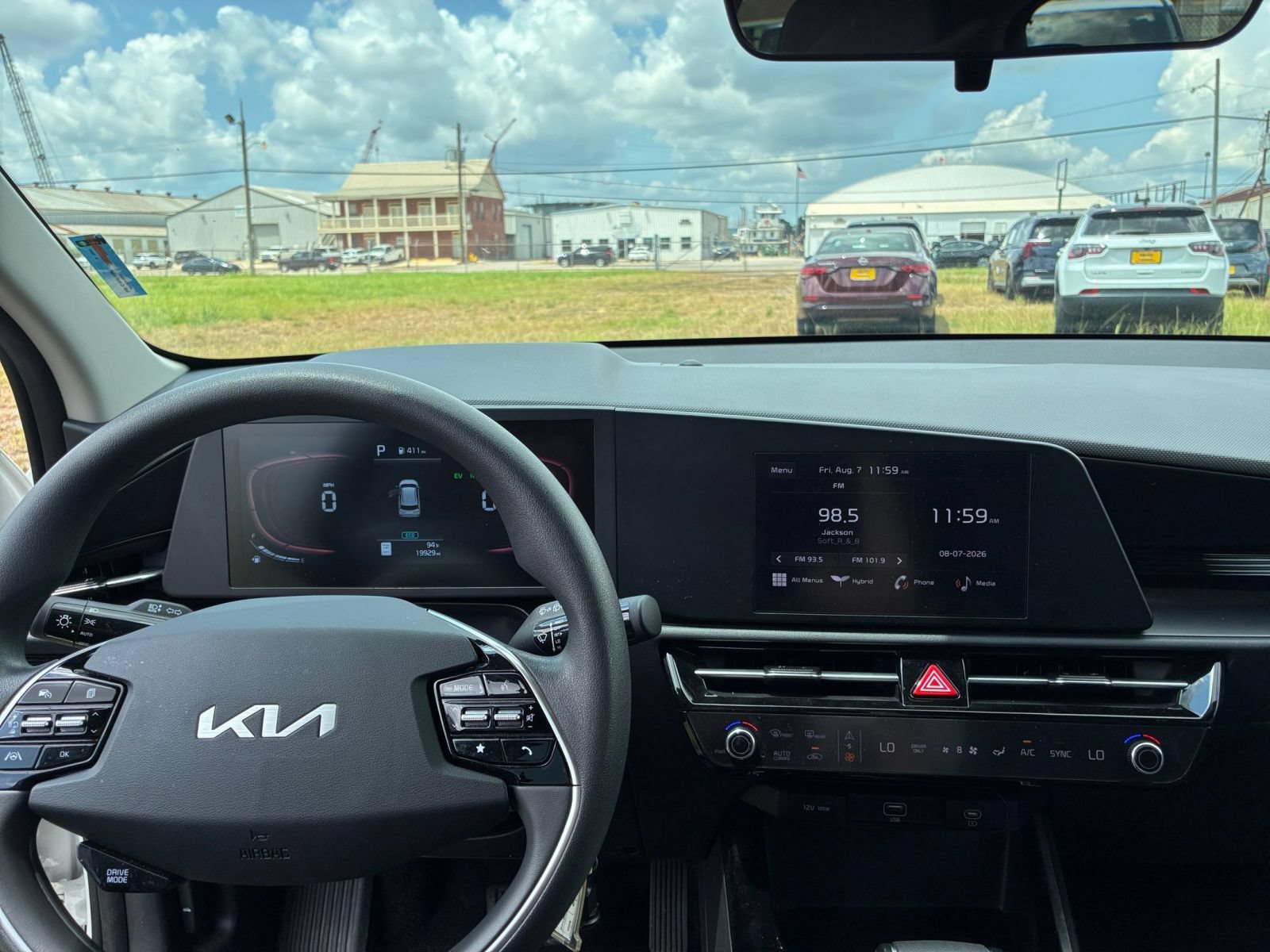 Thumbnail: 2026 Kia Niro - 33