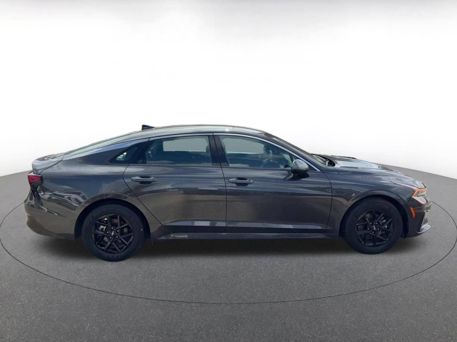 Thumbnail: 2025 Kia K5 - 16