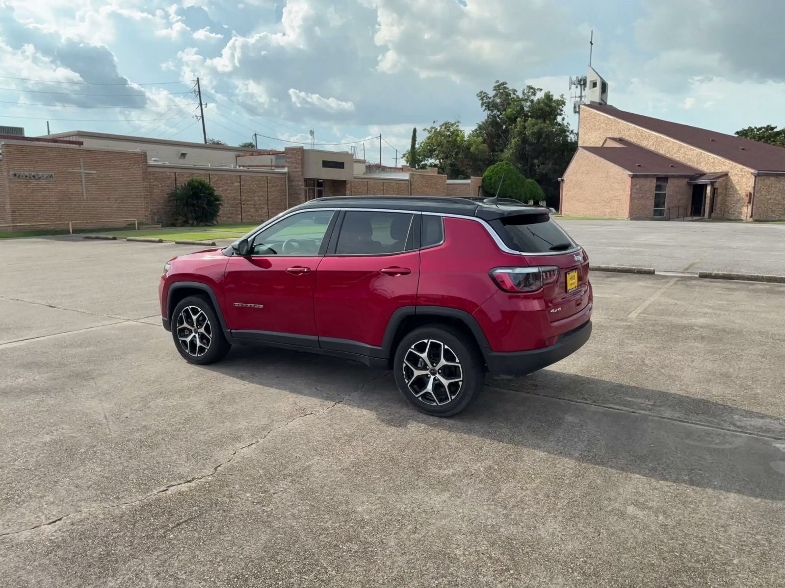 Thumbnail: 2025 Jeep Compass - 9