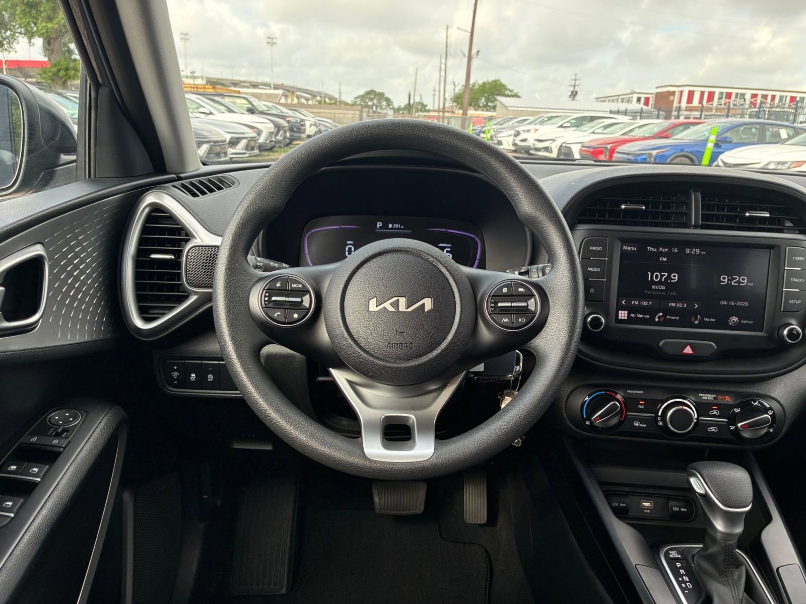 Thumbnail: 2025 Kia Soul - 32