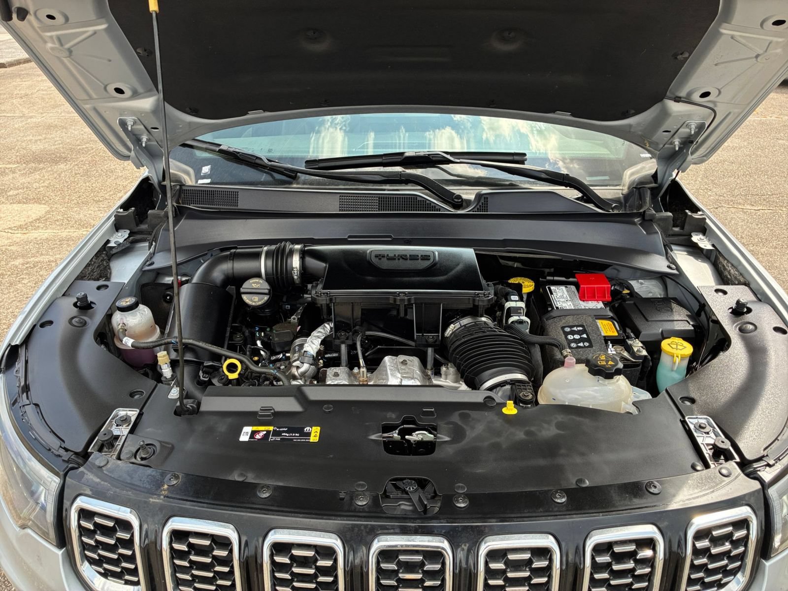 Thumbnail: 2025 Jeep Compass - 32