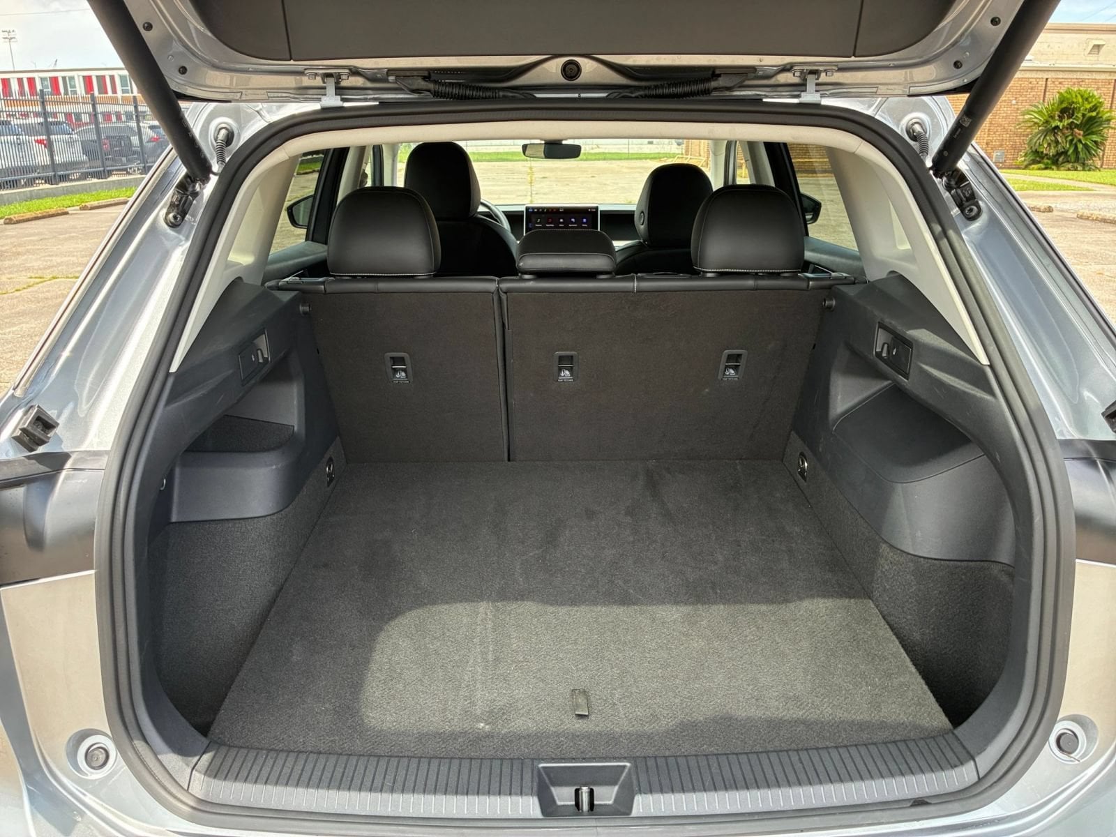 Thumbnail: 2026 Volkswagen Tiguan - 33